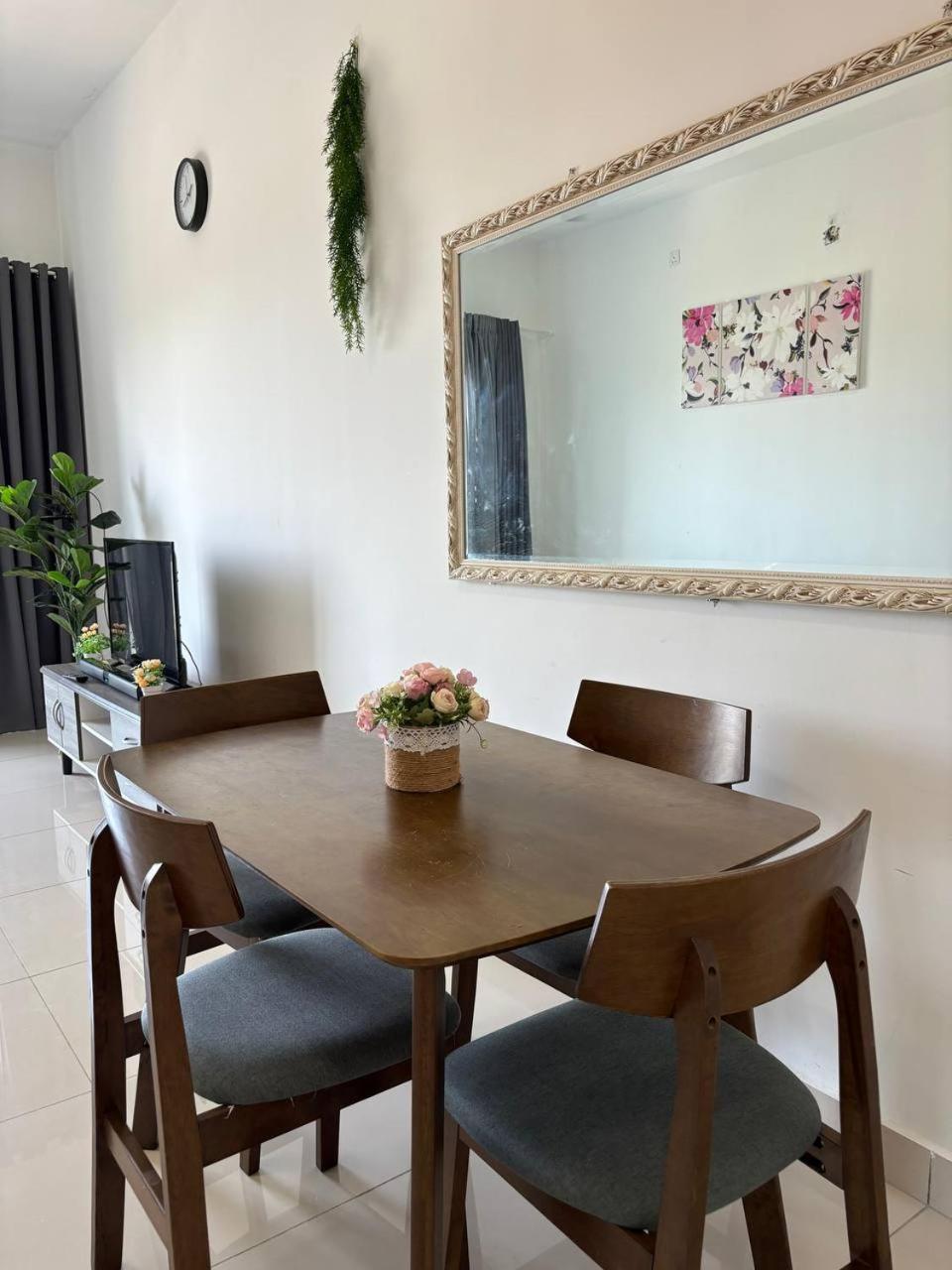 homestay tengah bandar kuala terengganu icon resindence