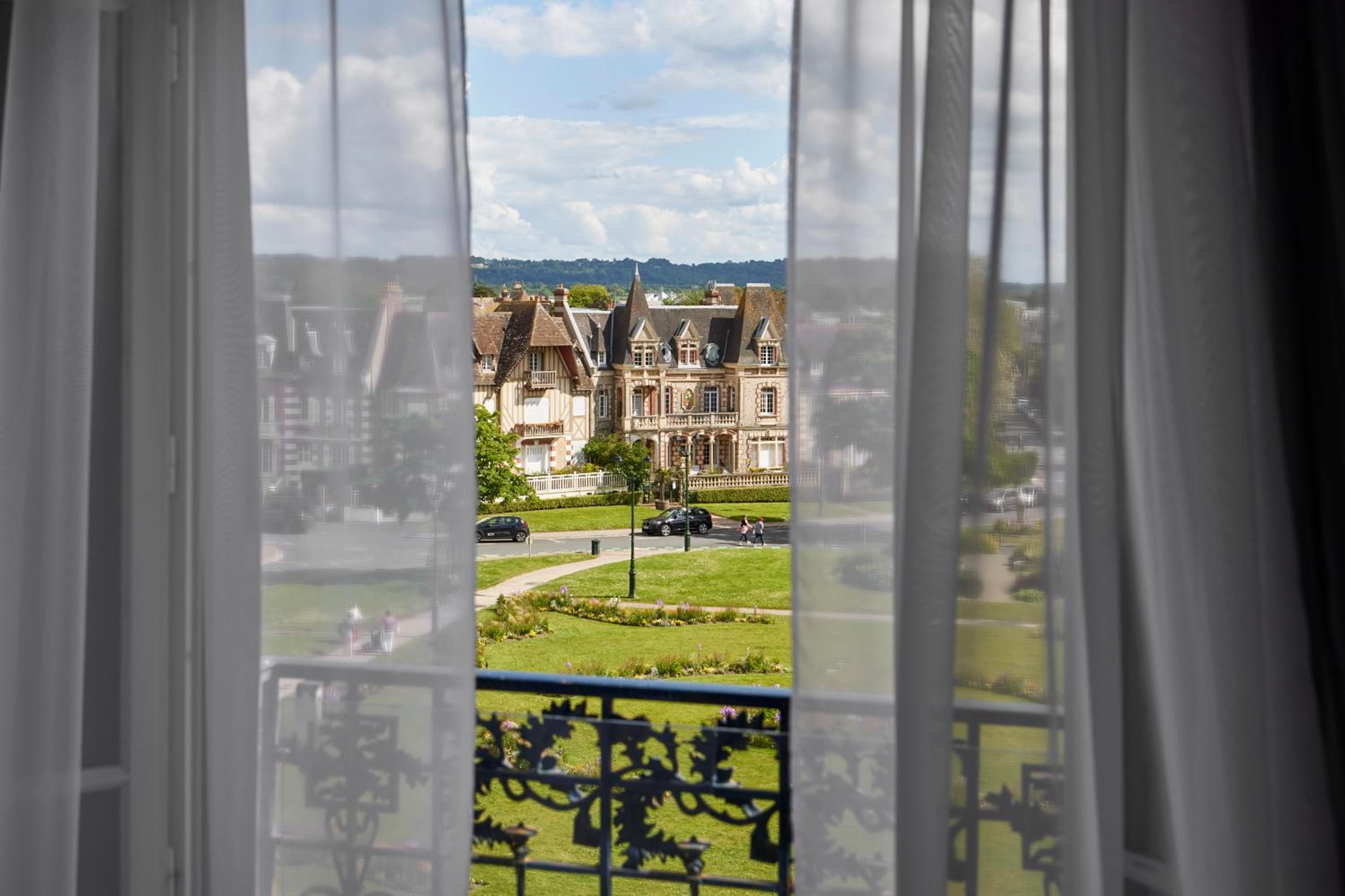 Cabourg Vacations - Le Grand Hotel de Cabourg - MGallery Hotel Collection - Property Image 81