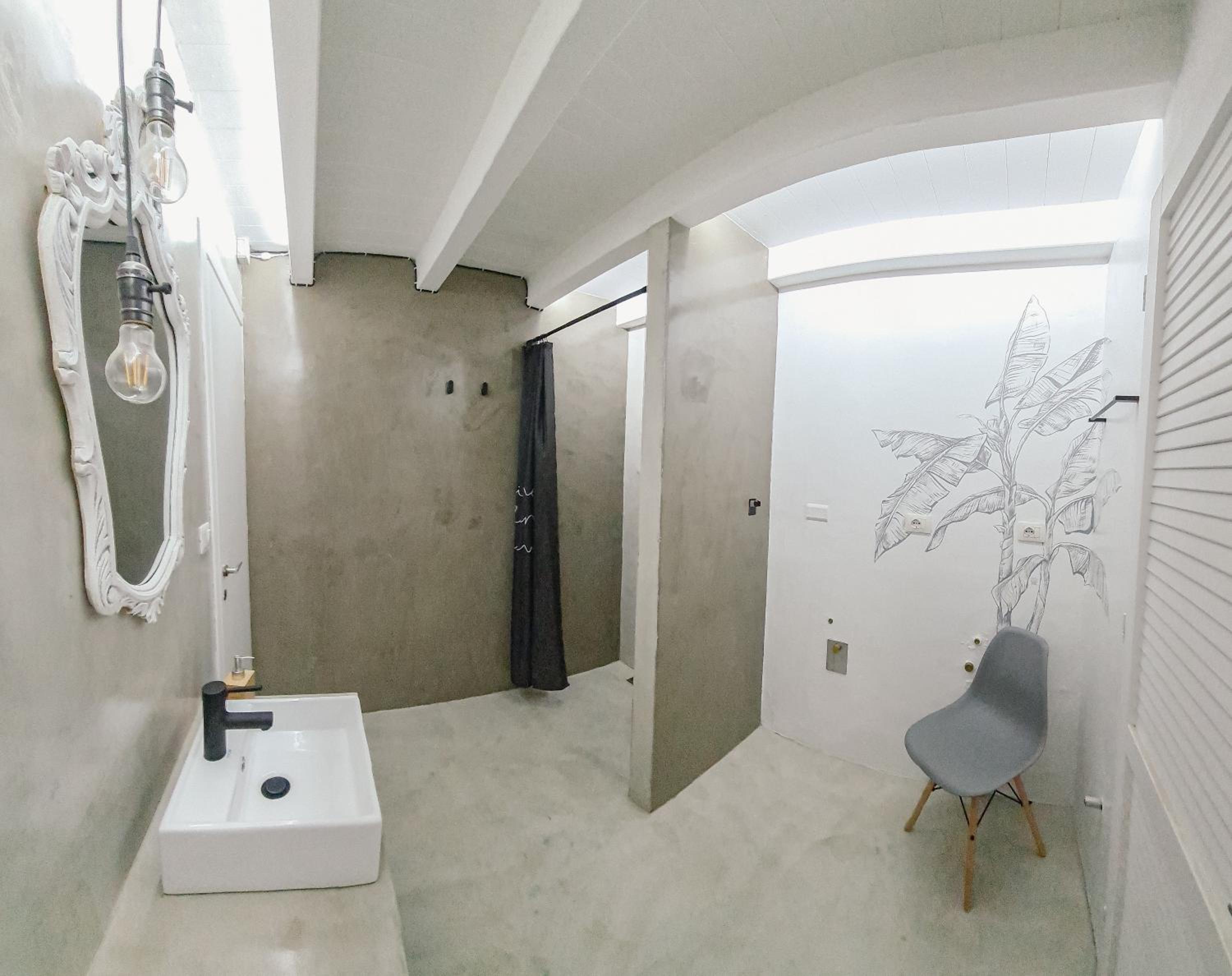 Chic Surf-Inspired Mezzanine Studio 