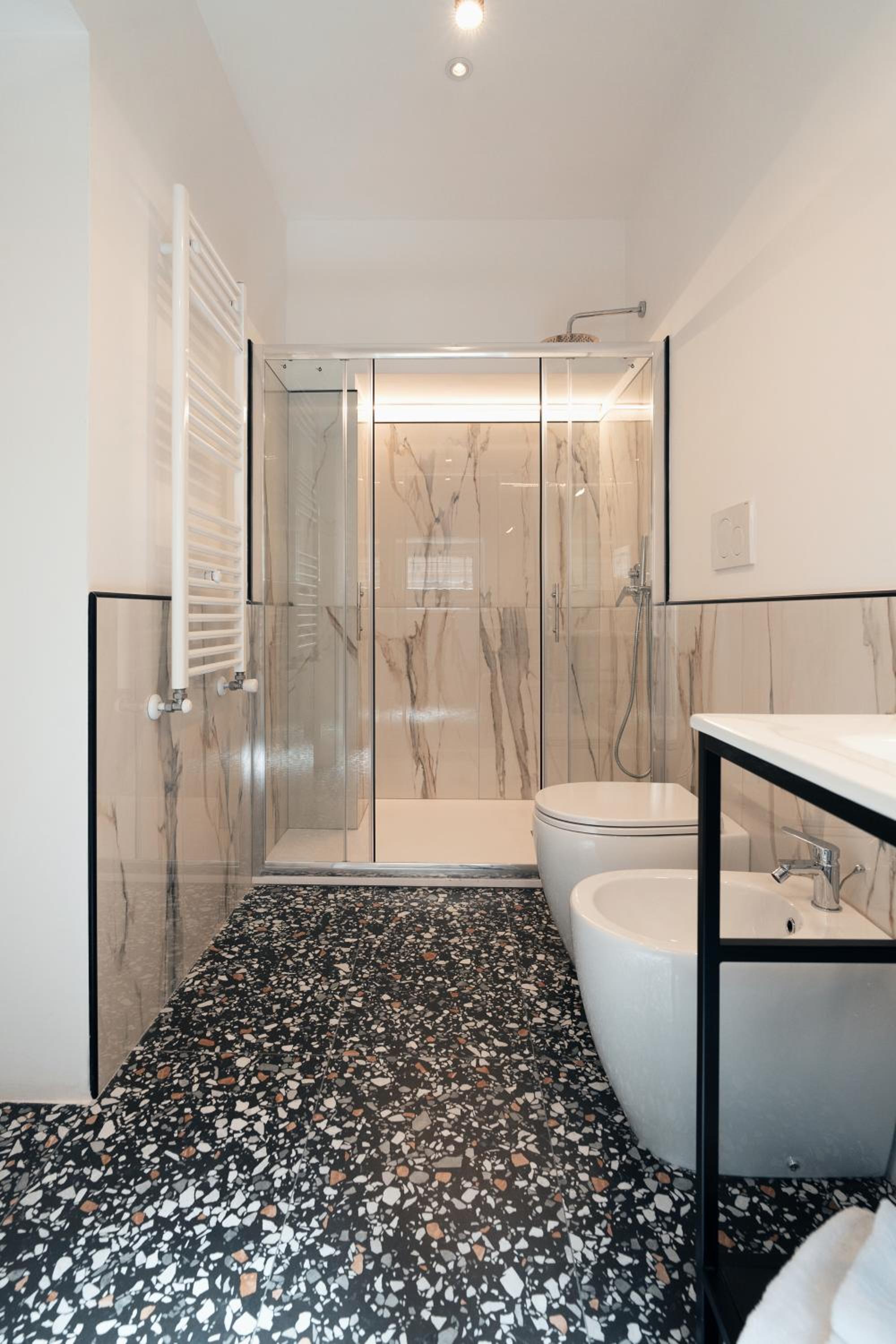 NAMAN HOTELLERIE - Monti