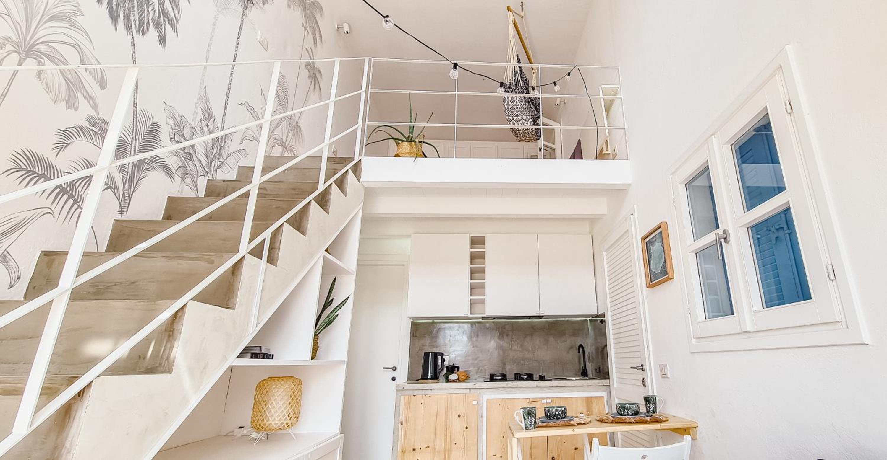 Chic Surf-Inspired Mezzanine Studio 