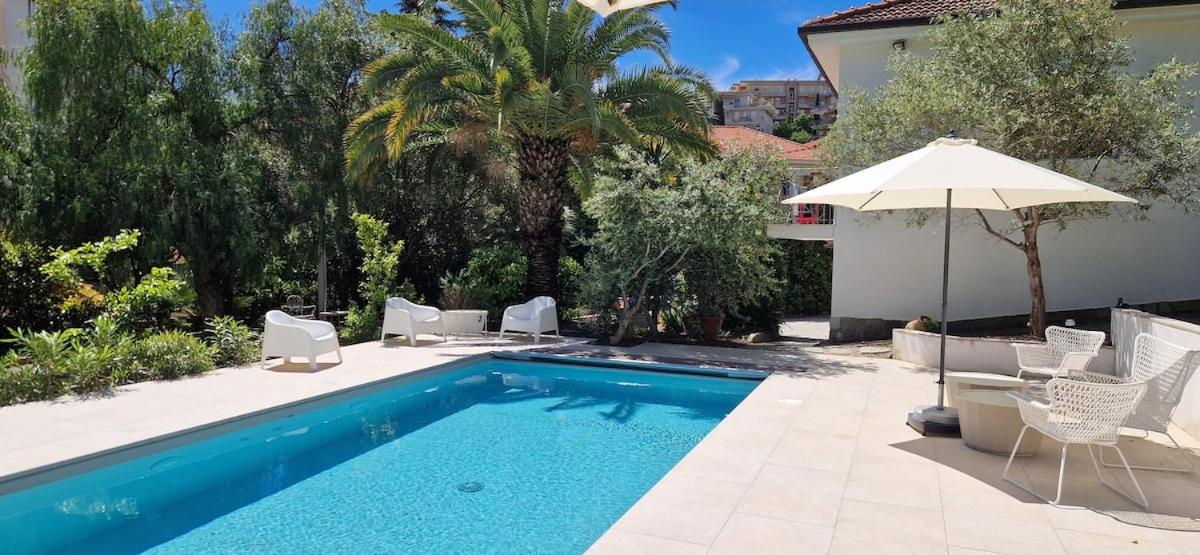 Villa Center Sanremo