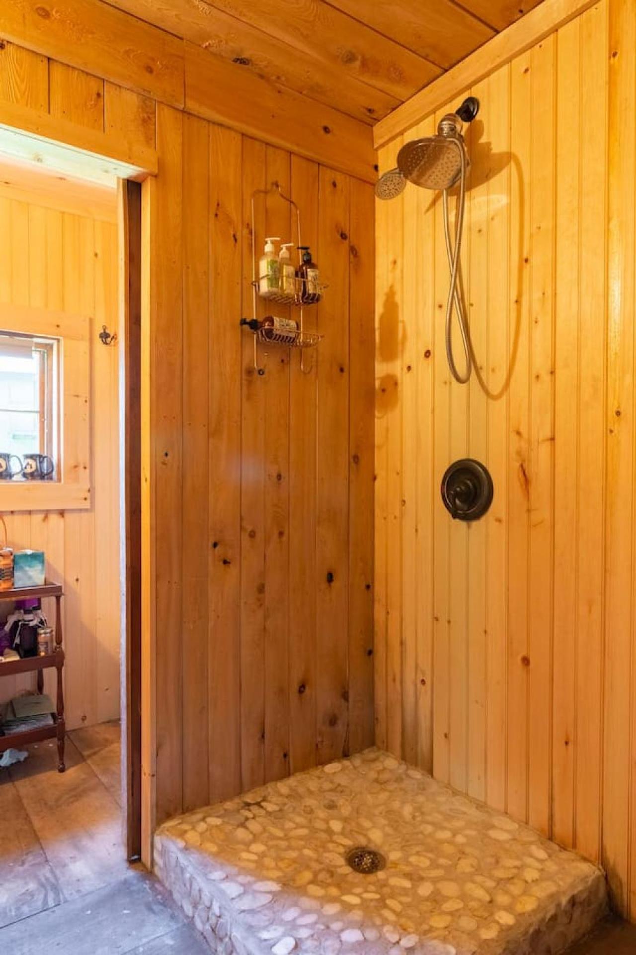 Riverside Cabin