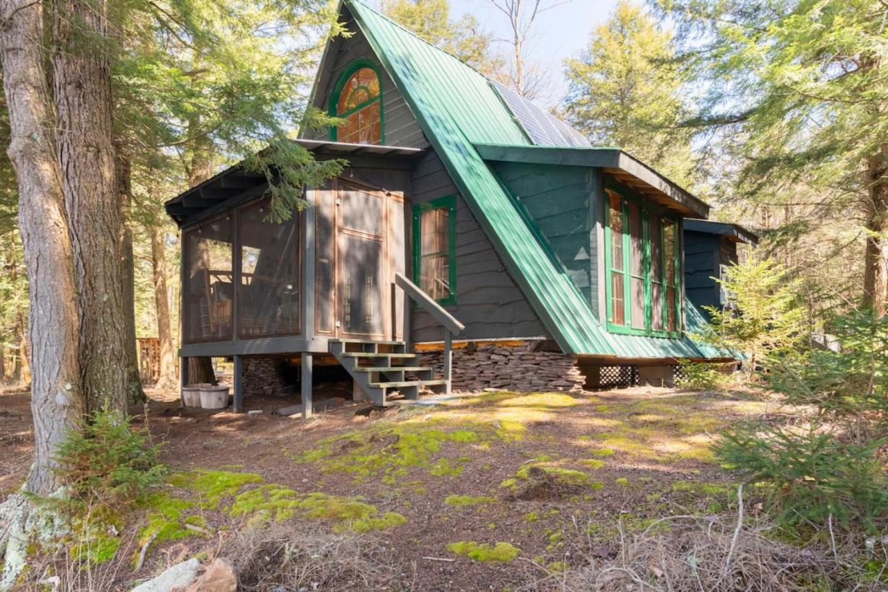 Riverside Cabin
