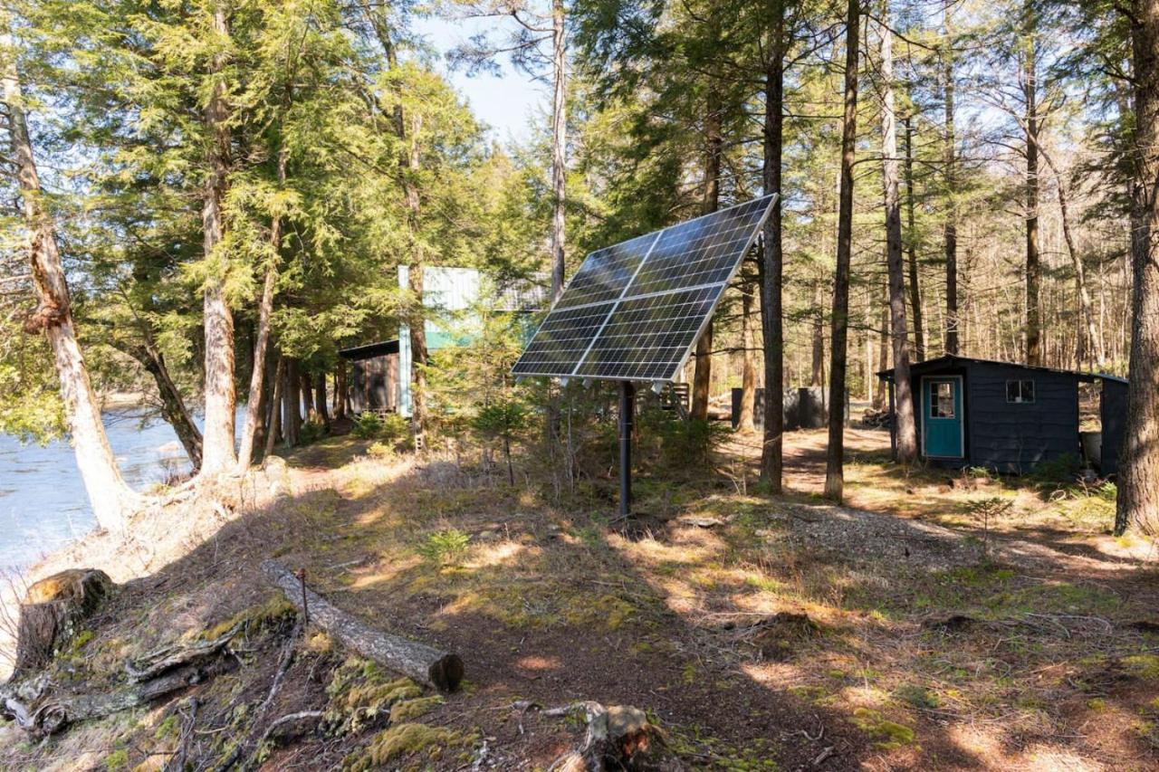 Riverside Cabin