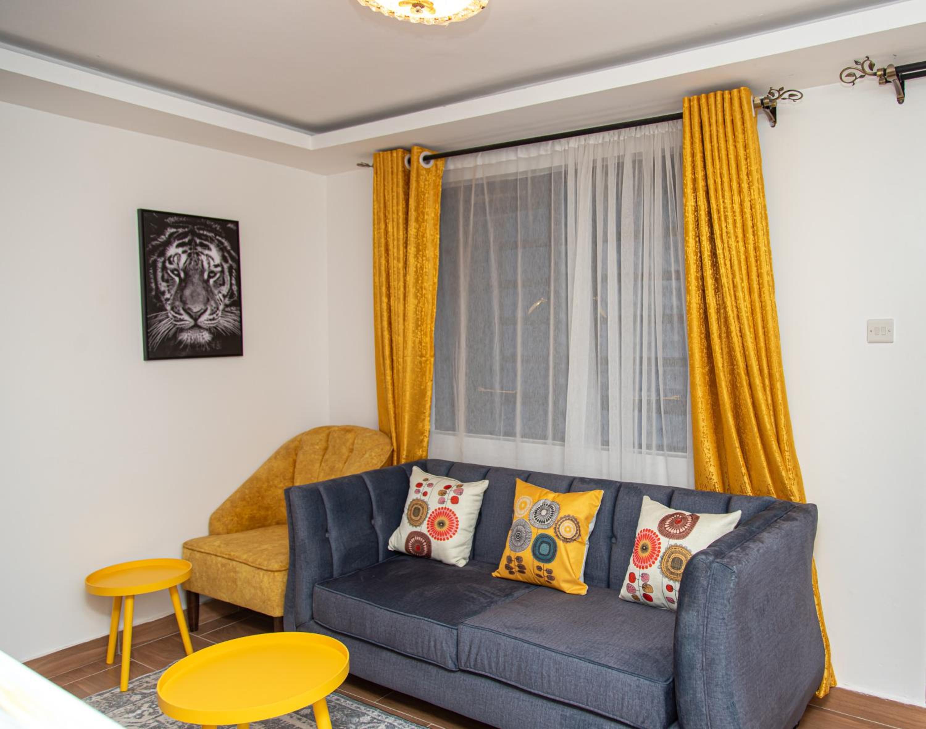 CynRose Suites