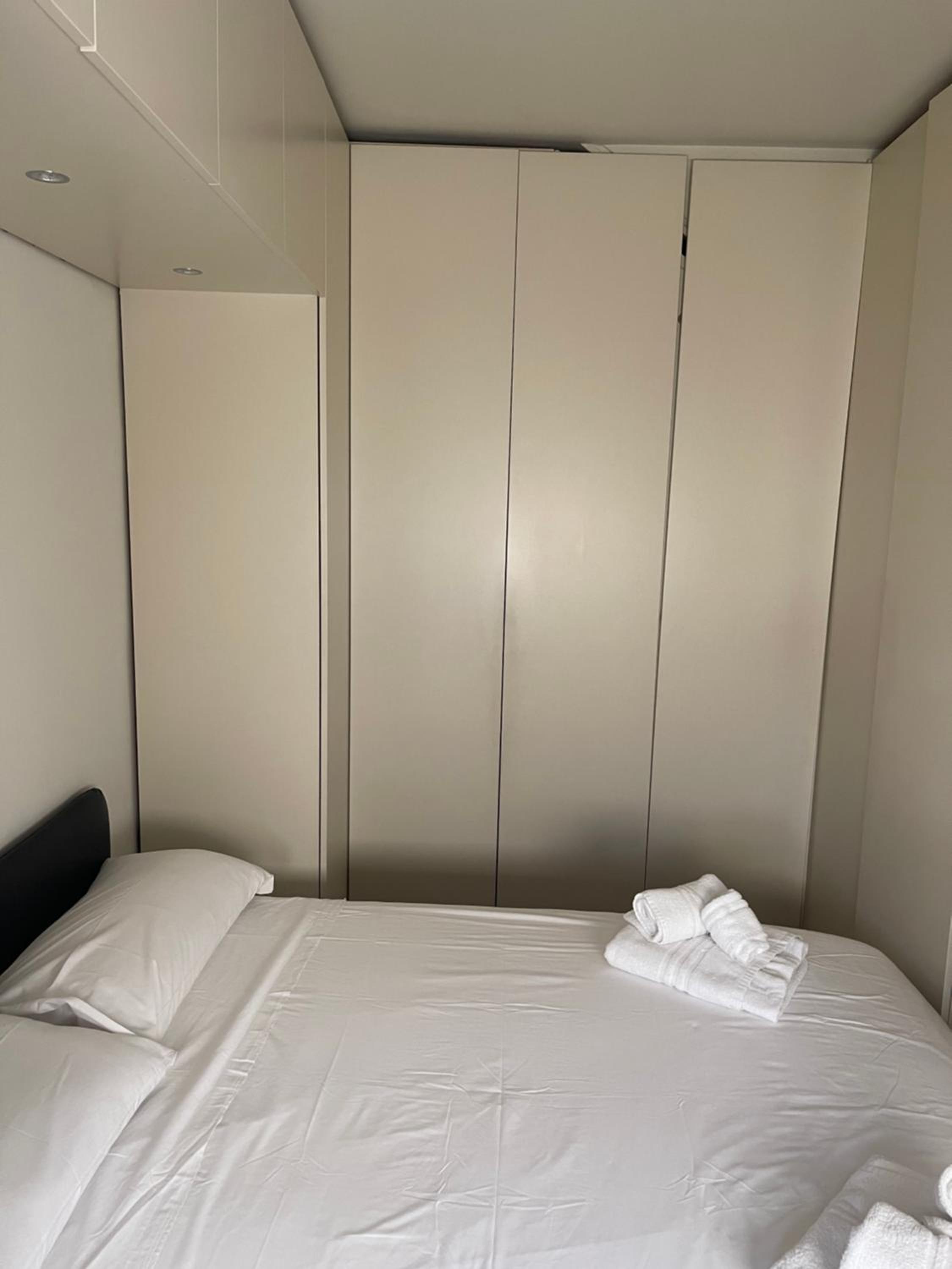 Roberto Exclusive Suite view 4
