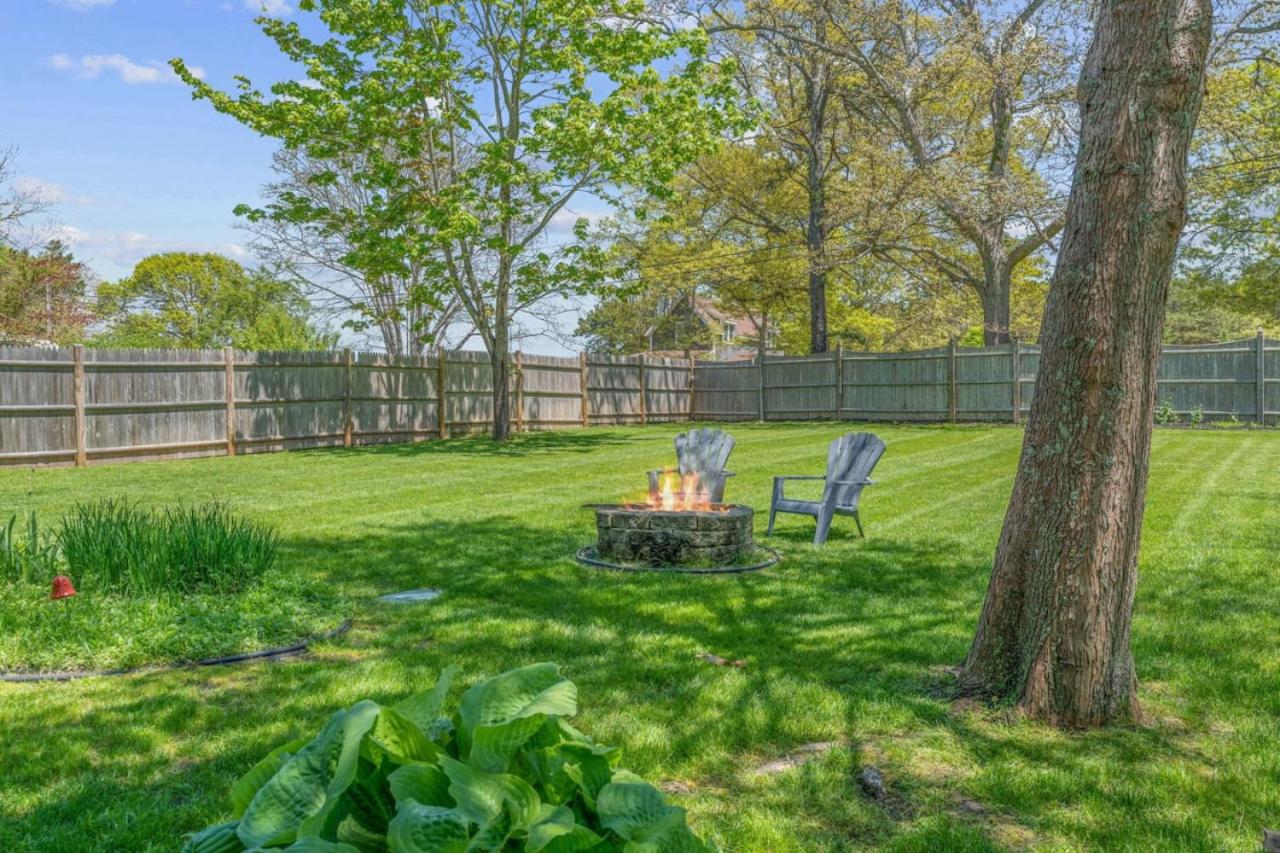 Cottage Oasis by Lake with Kayaks Fire Pit and a Huge Yard view 5