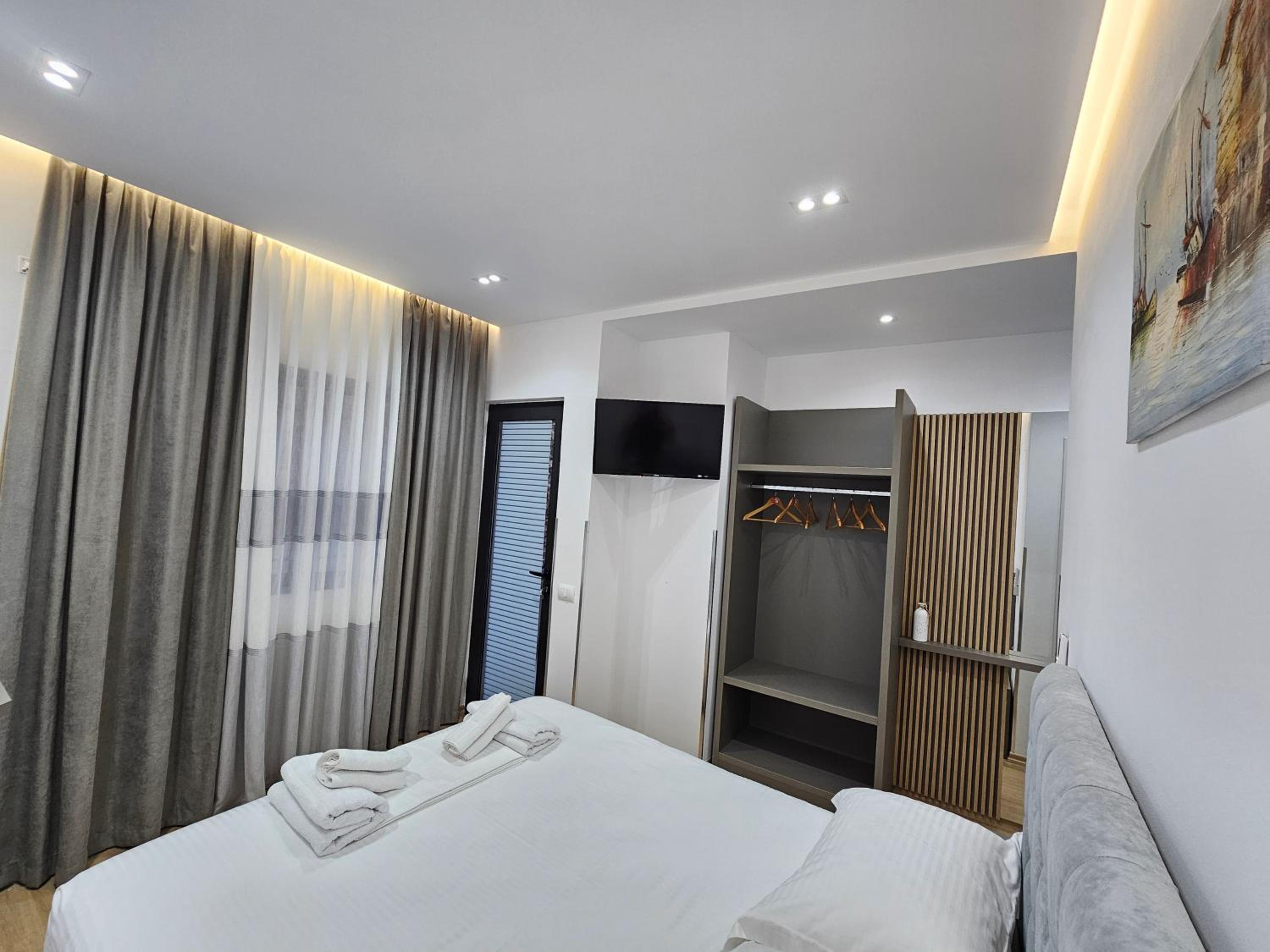SeaSun Apartments Saranda photo 4
