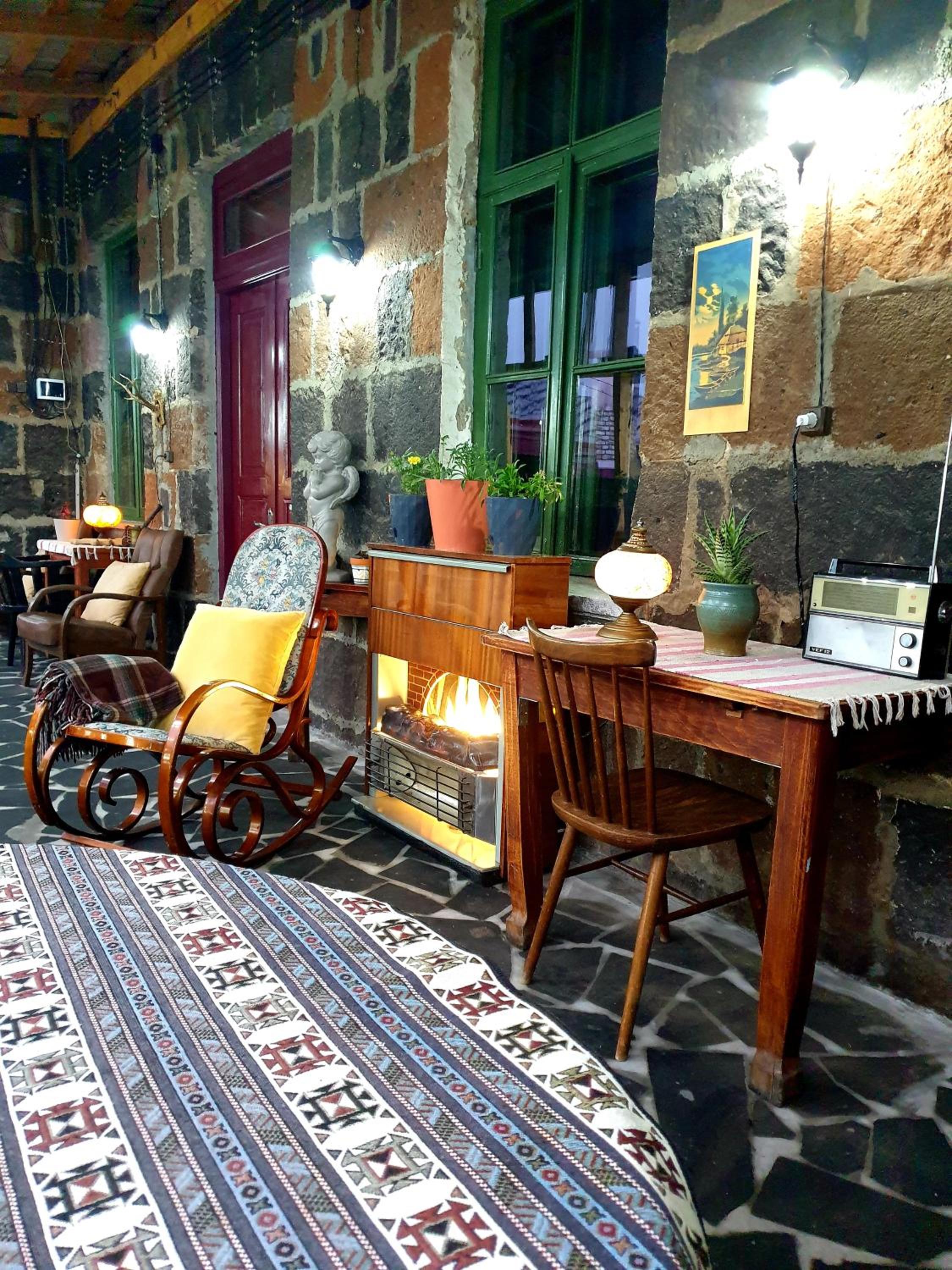 Onoyi Tun Guest House