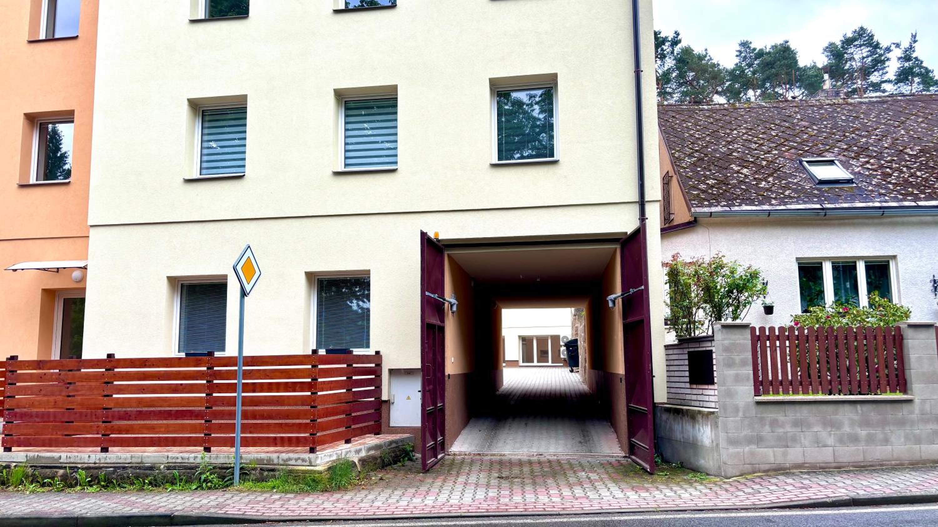Remote Work Friendly Zahradní apartmán u jezera