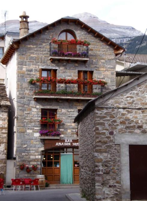 Terrazas del Pirineo en Villanúa