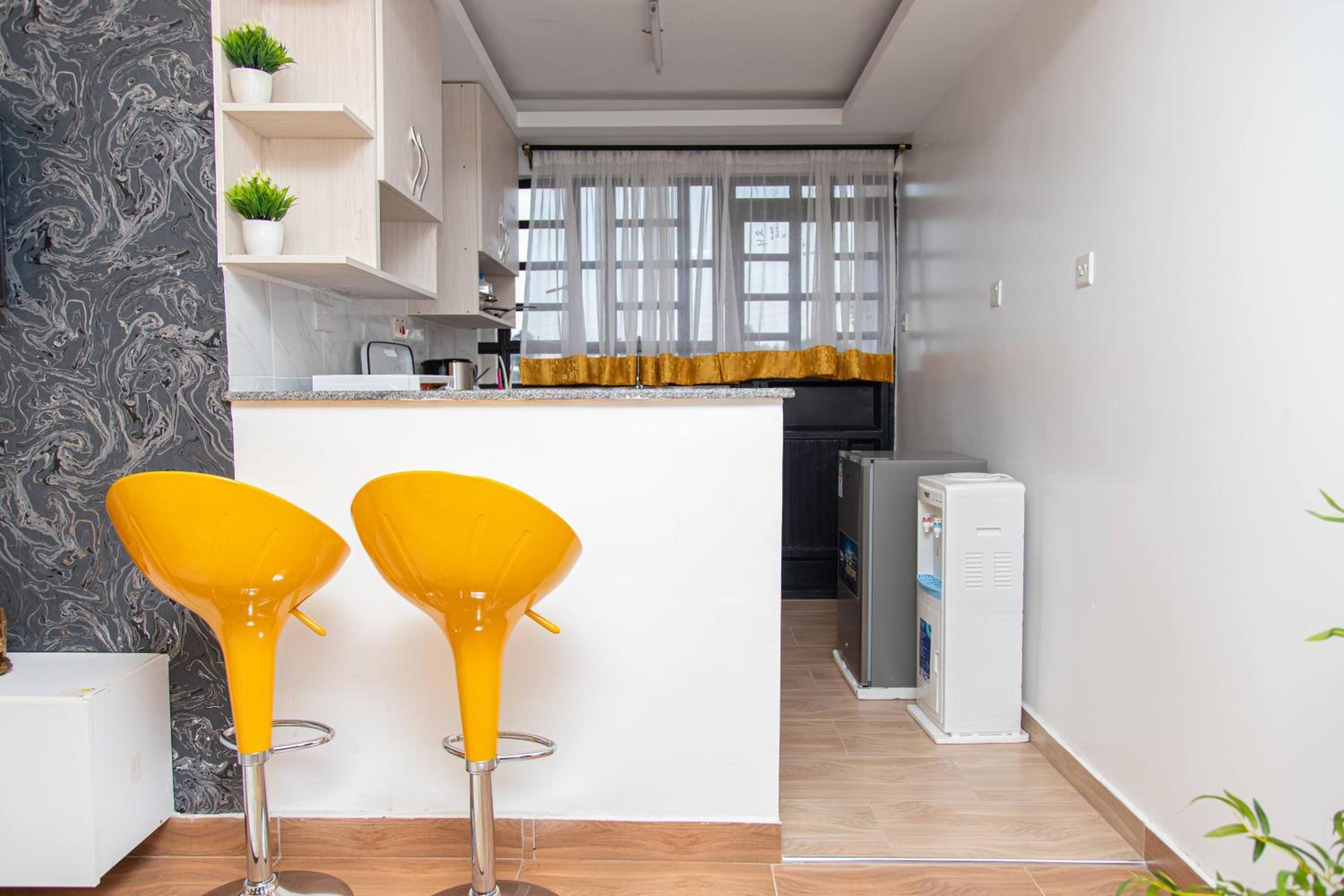 CynRose Suites