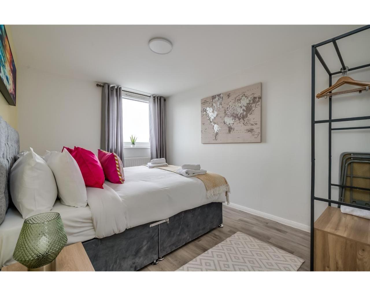Belfast Vacations - Central Belfast Apartments Jubilee Heights - Property Image 8