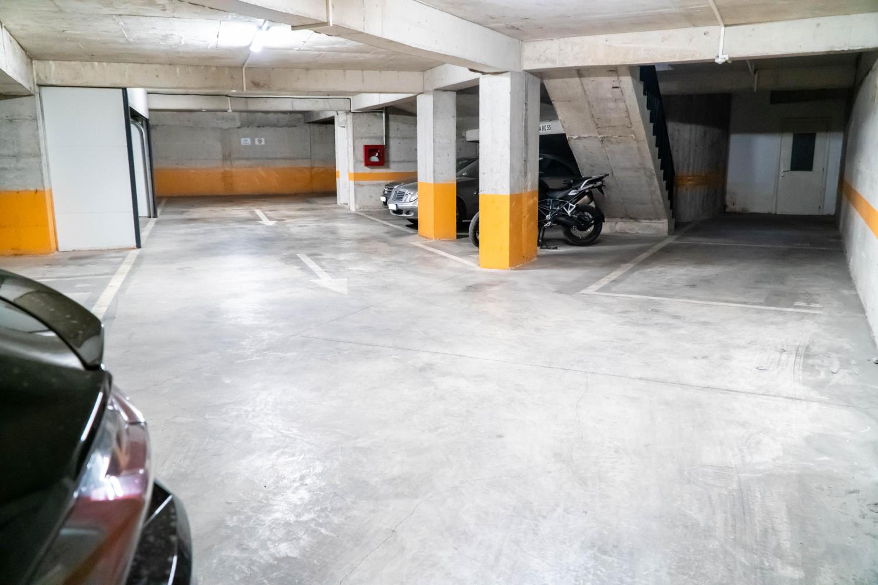 Signature apartment 12