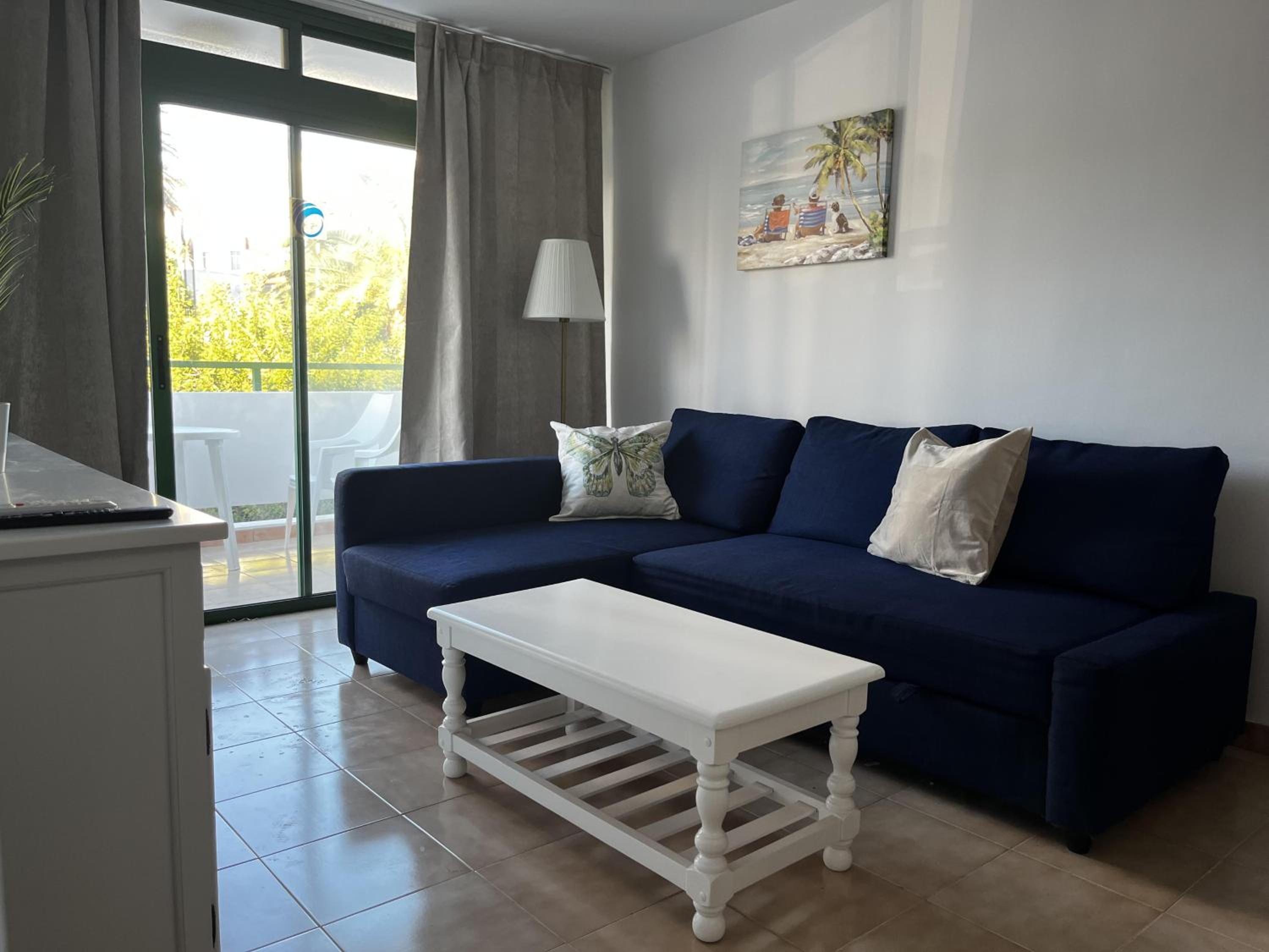 Apartment - Sleeps 2 3 - Terrace - Pool - Beach