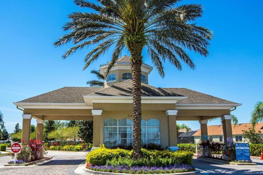 Hotel Disney Fan Condo-Renovated 2024 - Image 1