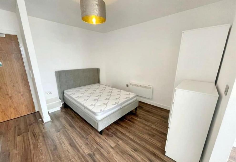 533 Luxury Double Studio Apartment Sleeps Two view 5