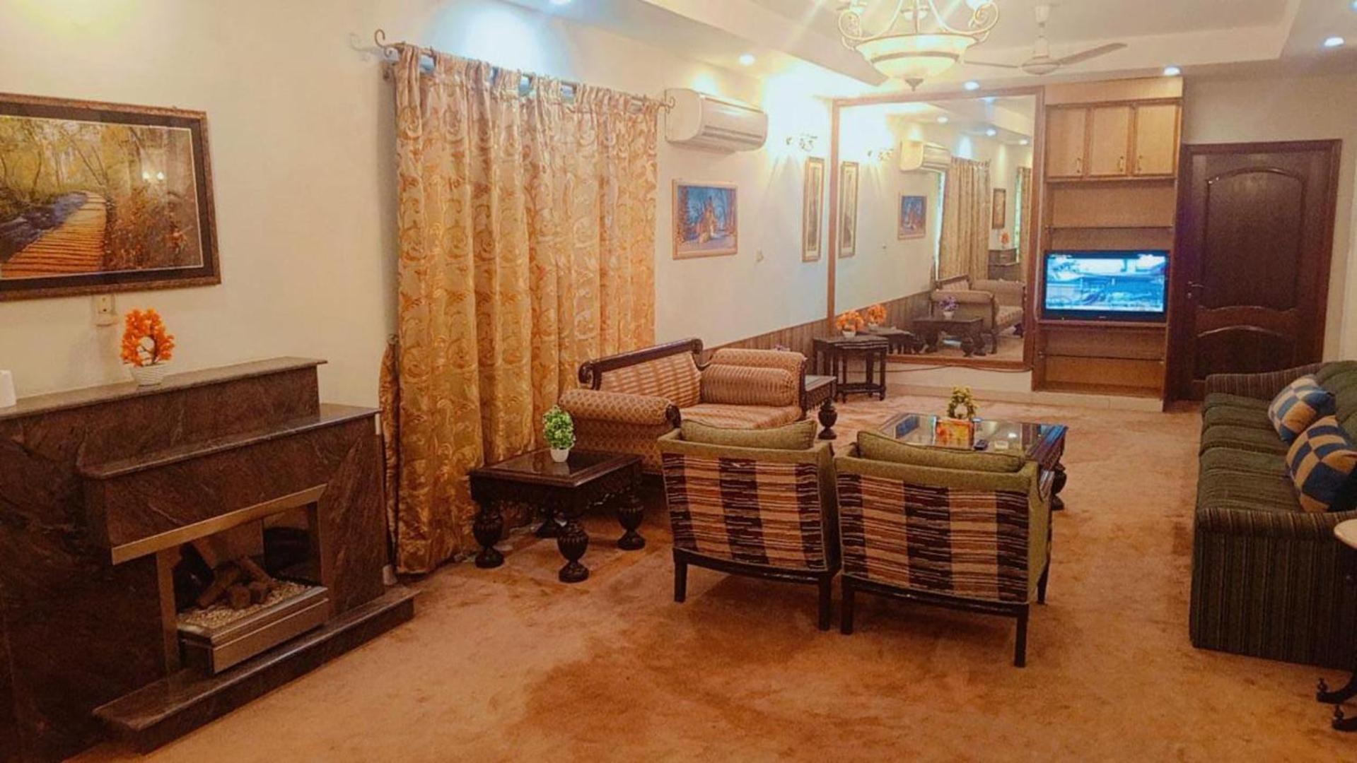 Rehman gardens - 3BR Apartment view 3