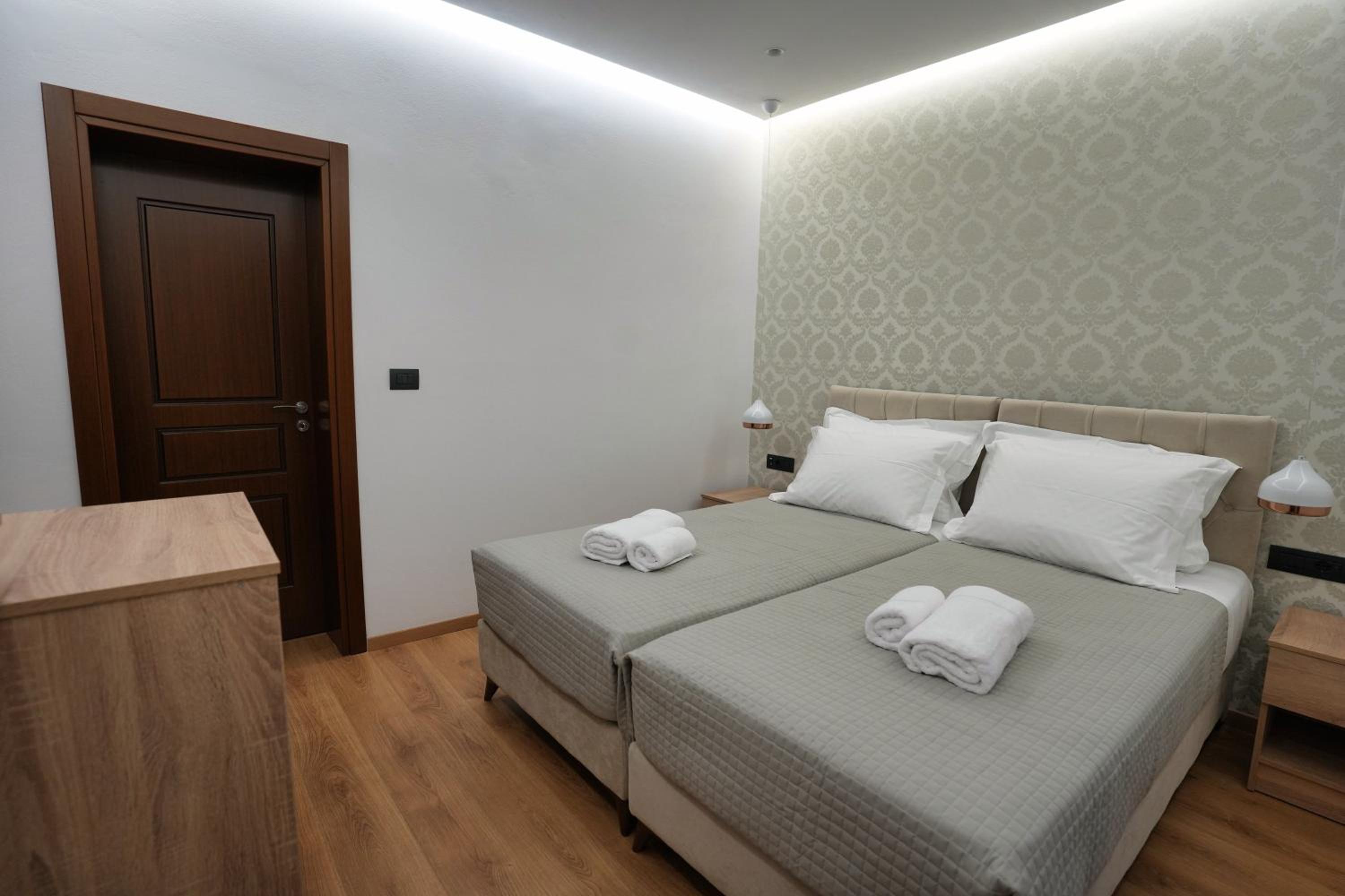 Villa Qeli