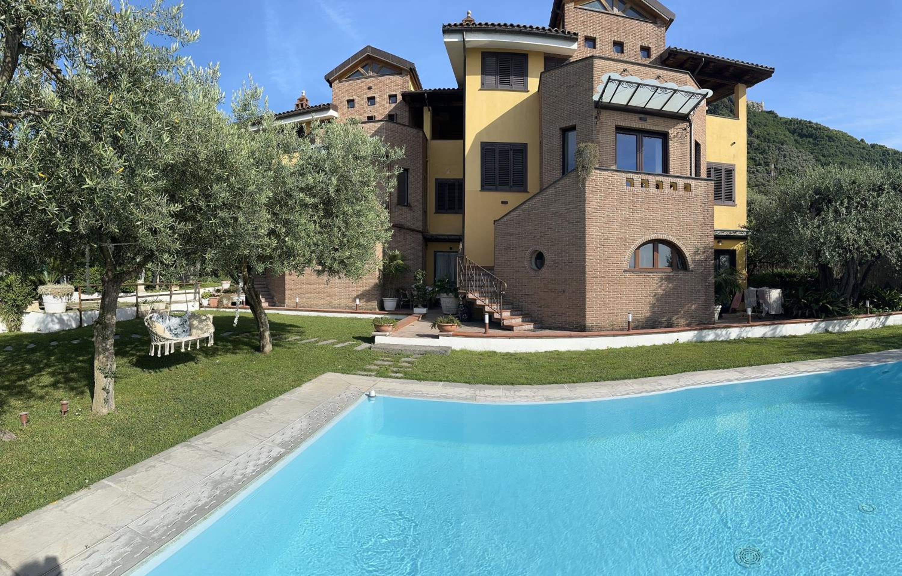Villa C Luxury Estate