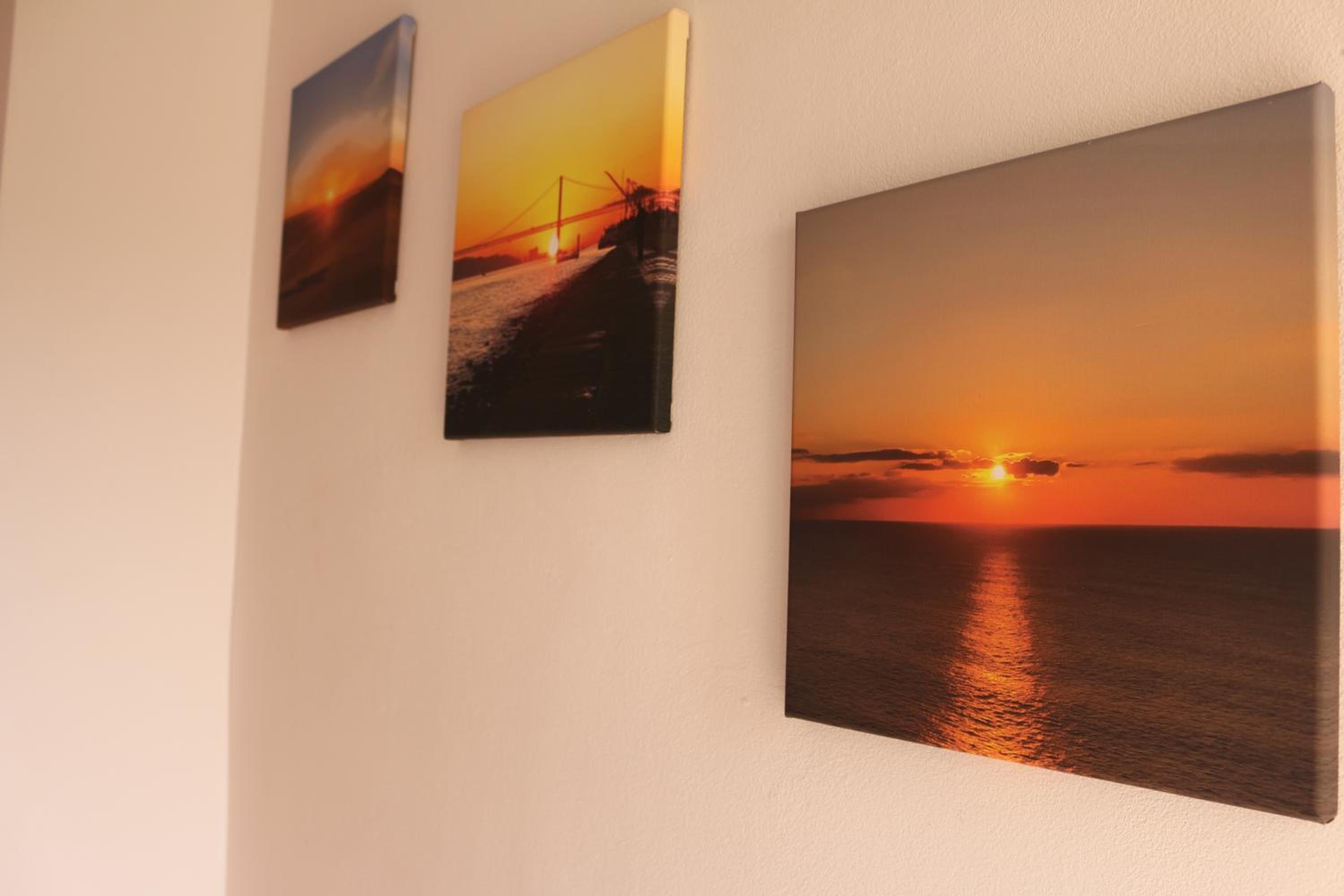 Orange Corner Apartment