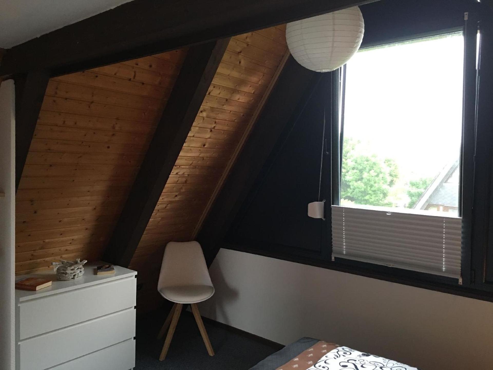 Nettes Ferienhaus in Fedderwardersiel mit Eigenem Garten - b48709