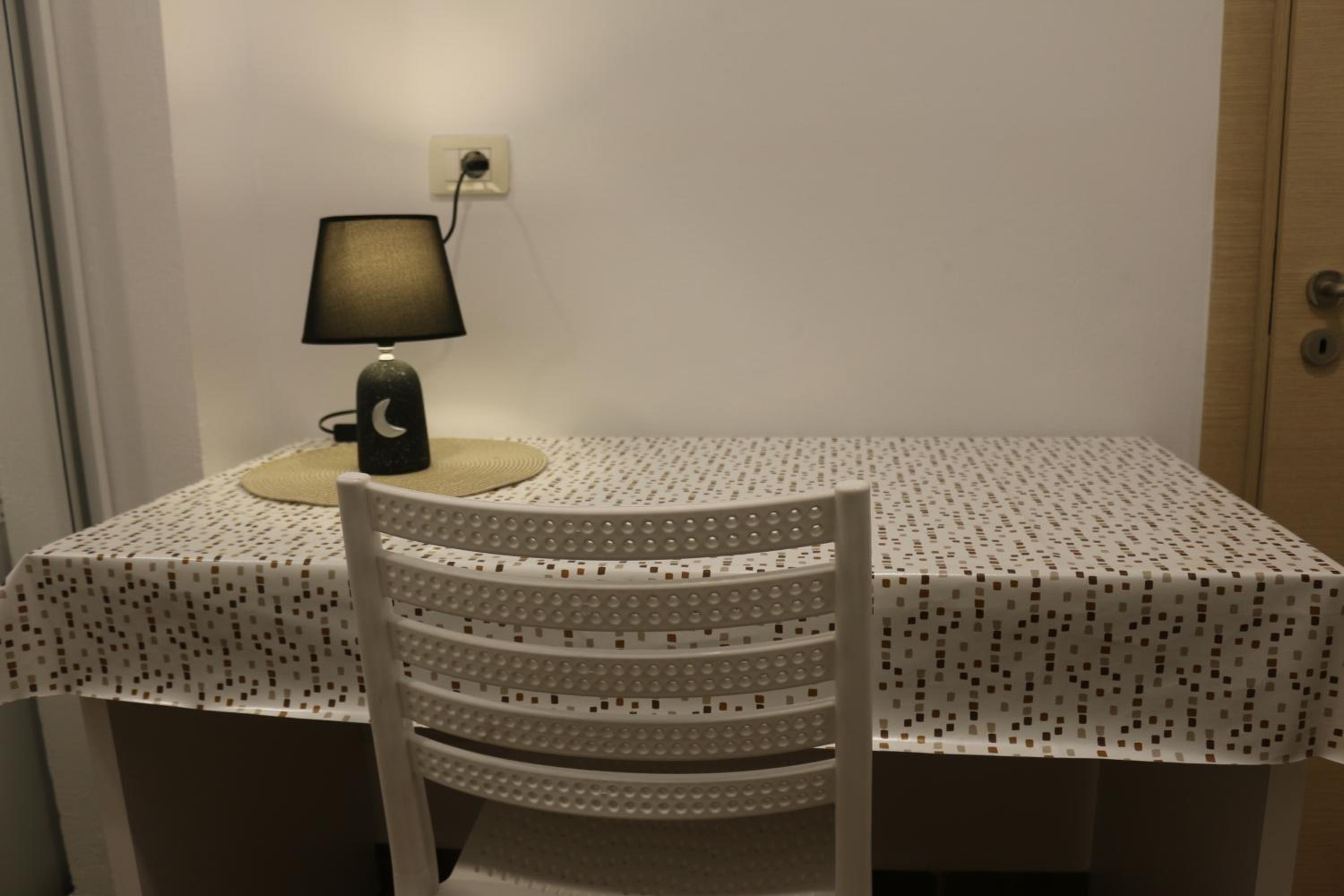 Two Worlds Sea View Apartment
