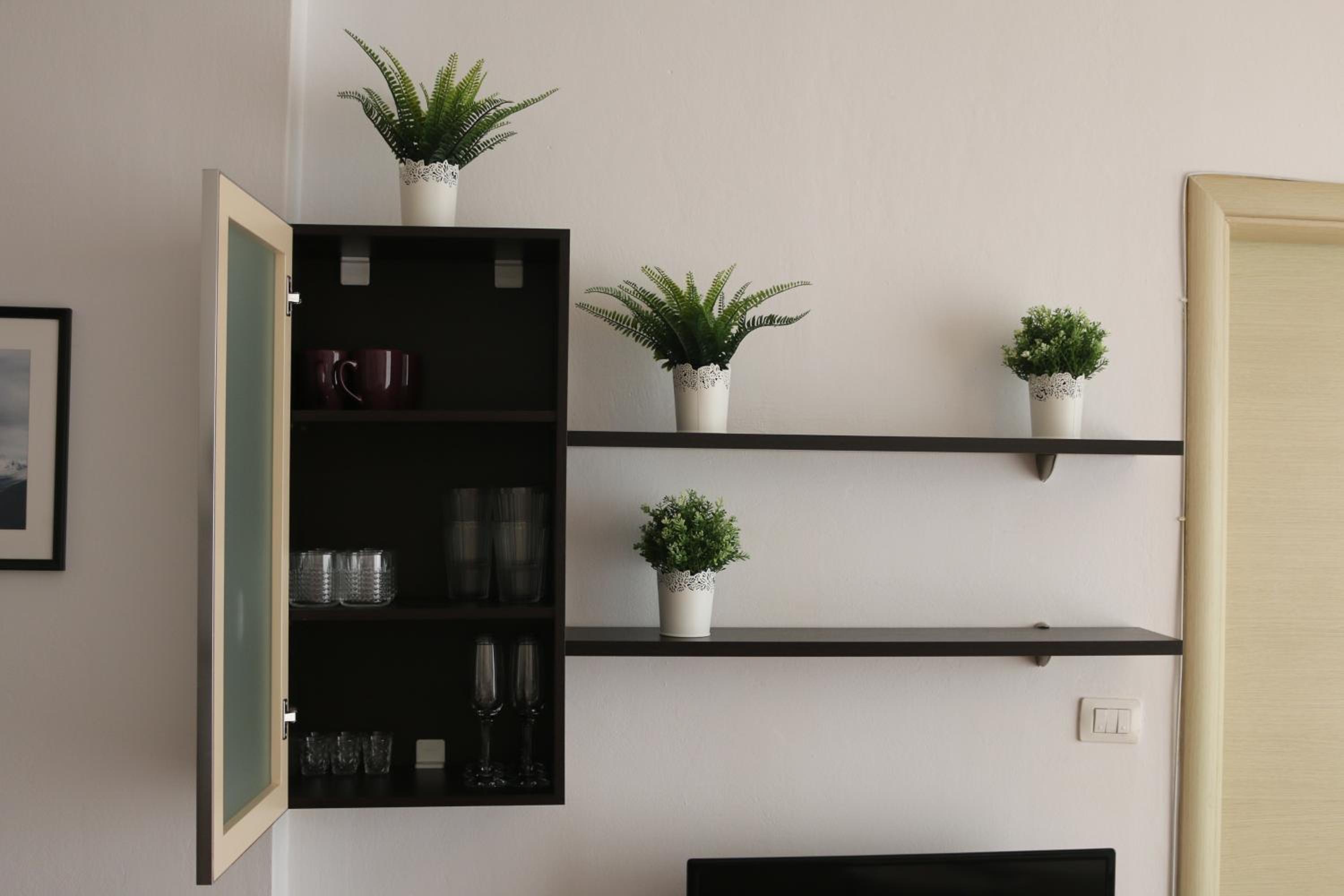 Two Worlds Sea View Apartment