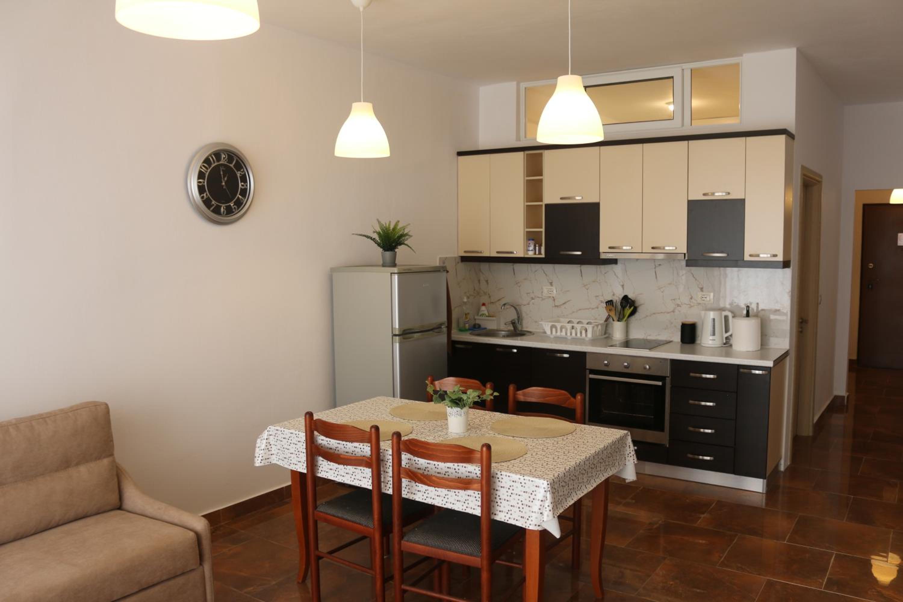 Two Worlds Sea View Apartment