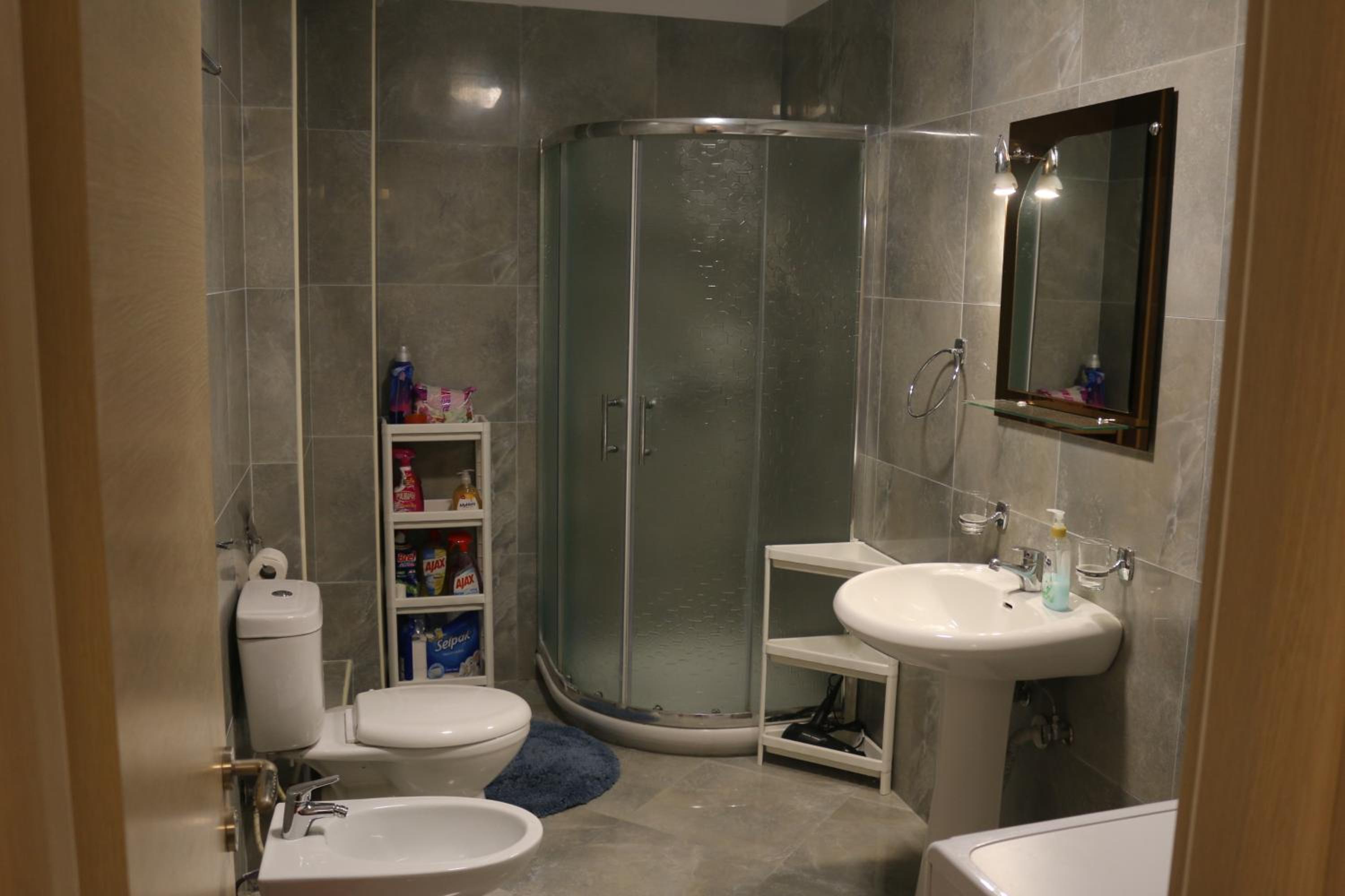 Two Worlds Sea View Apartment