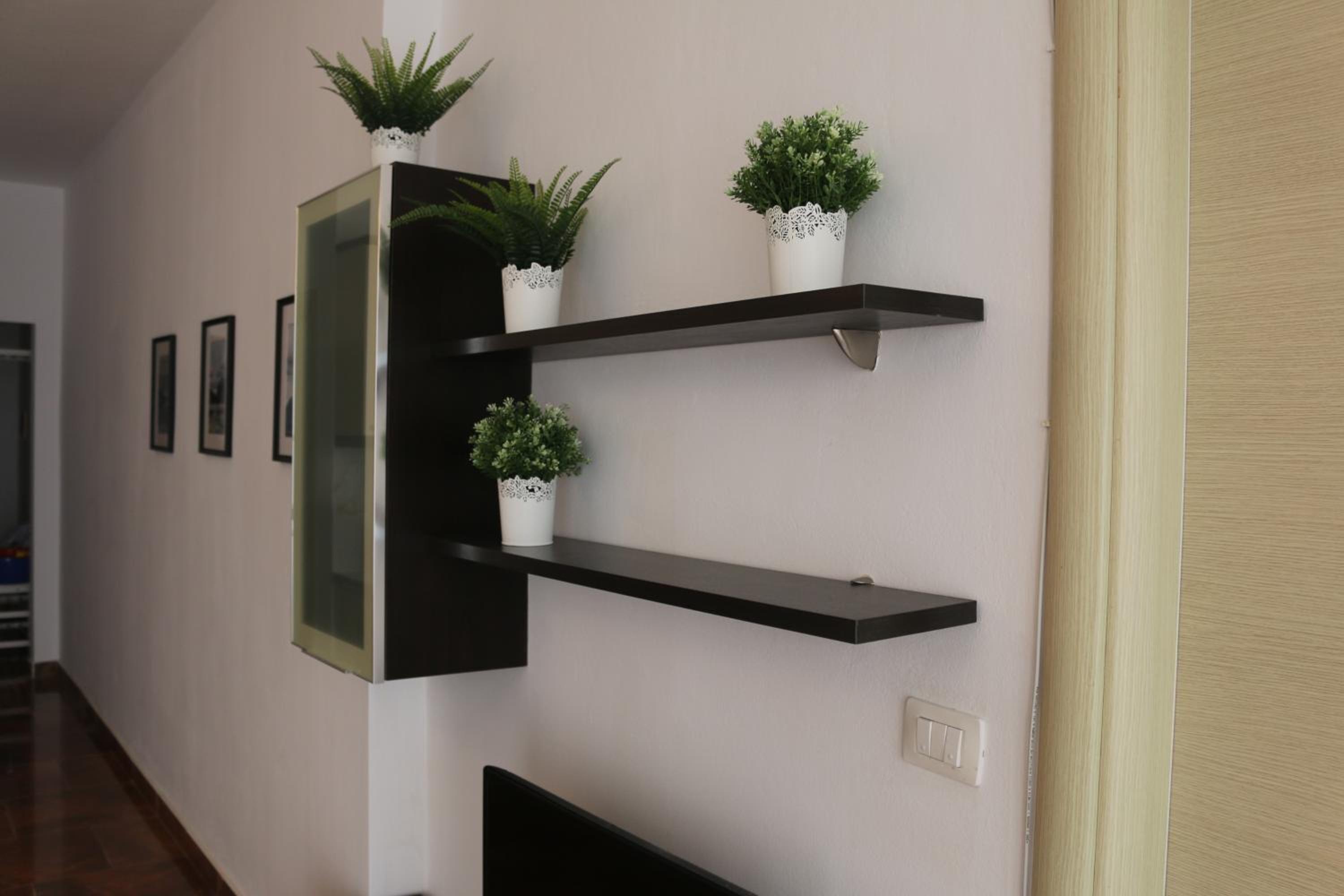 Two Worlds Sea View Apartment