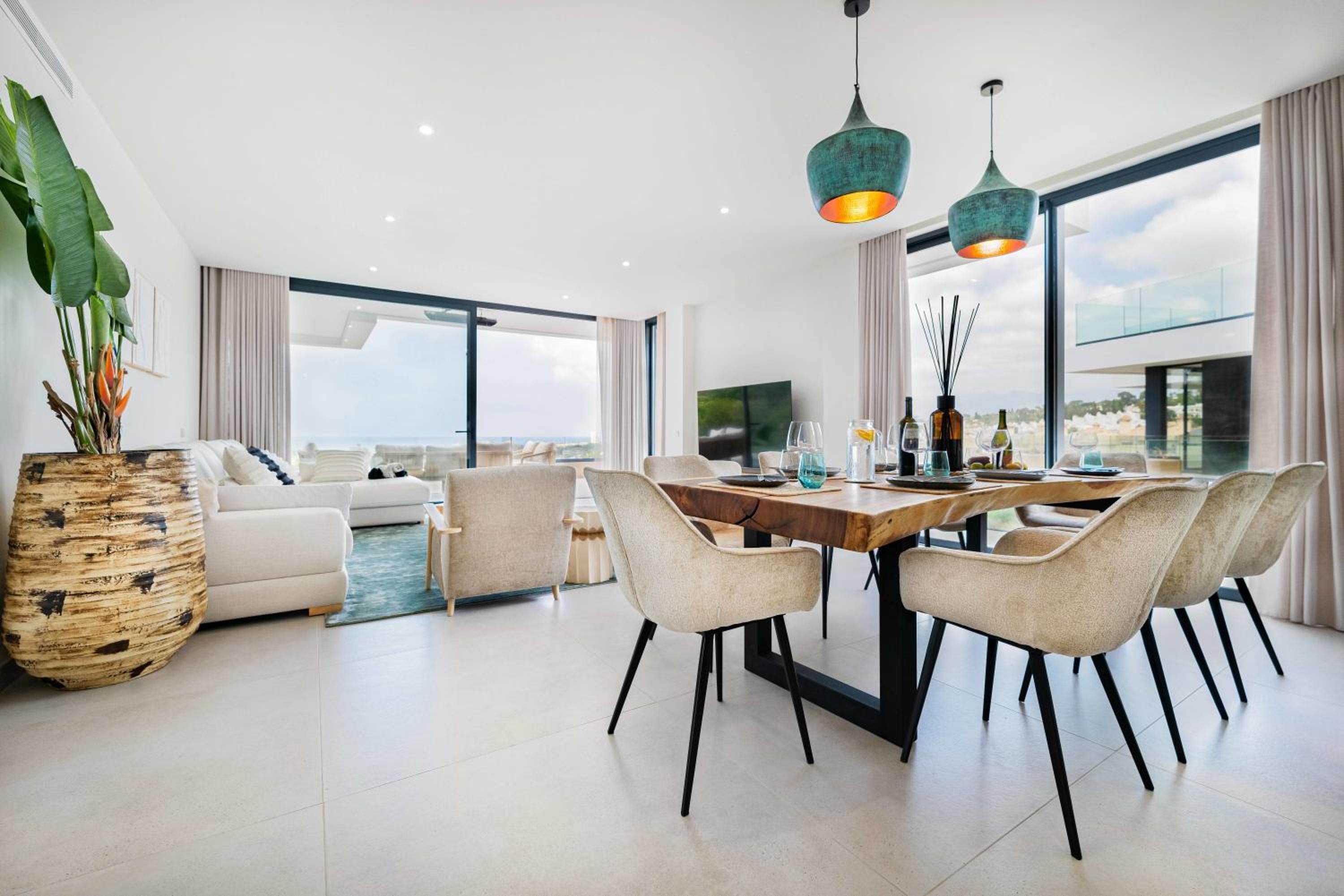 Casa Sol Luxury Rooftop Penthouse Gym Spa Pools