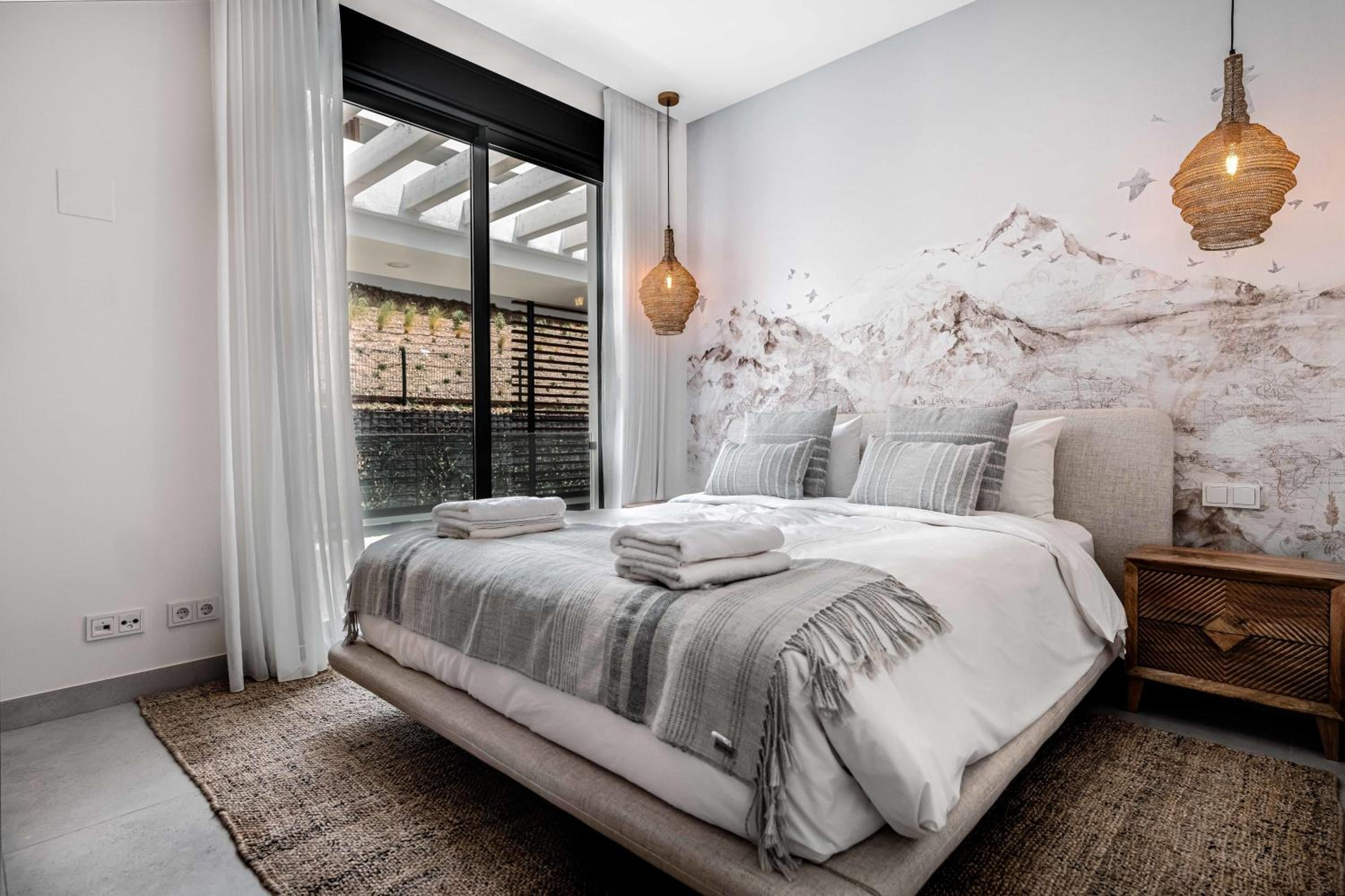Casa Sol Luxury Rooftop Penthouse Gym Spa Pools