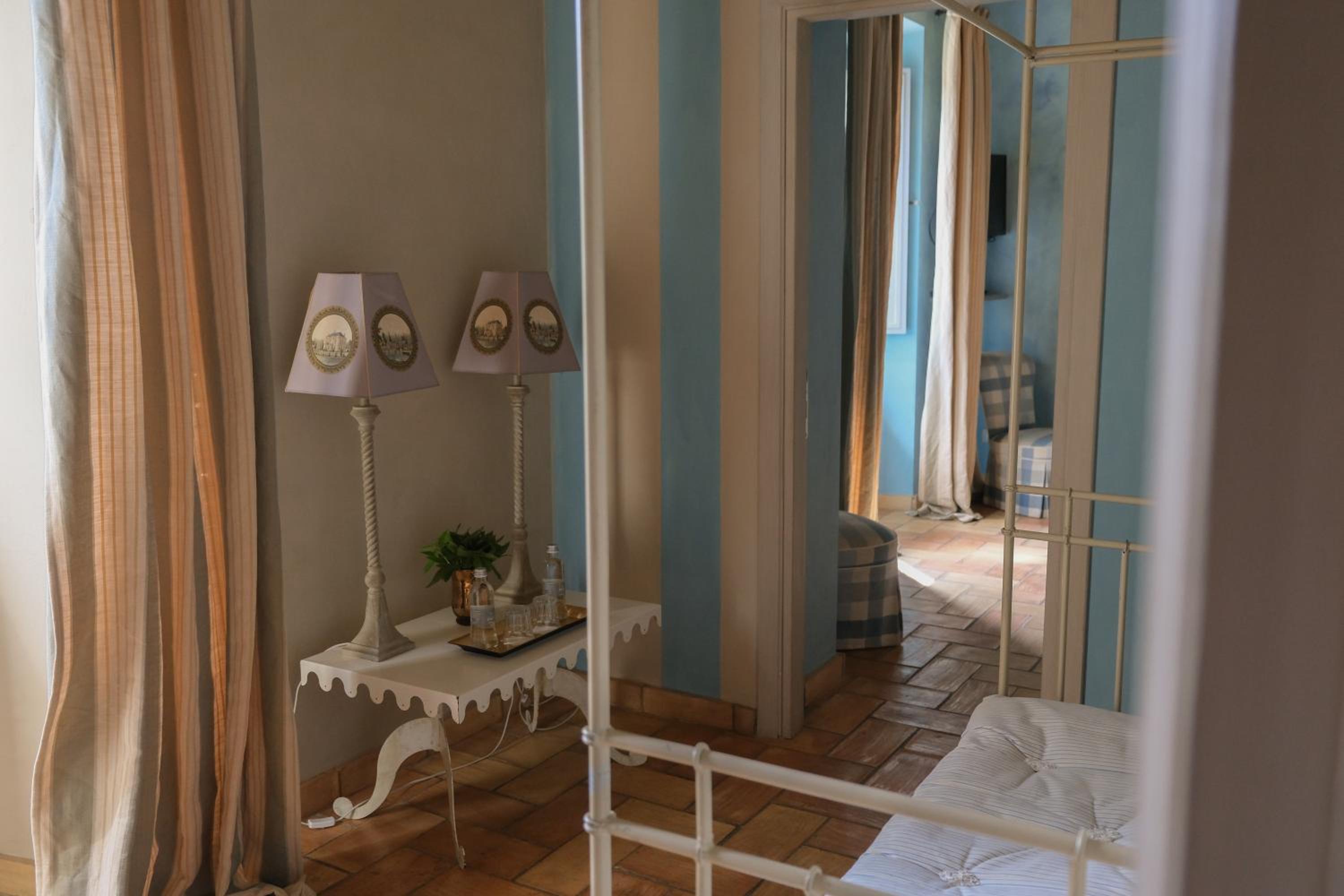 Photo 47
