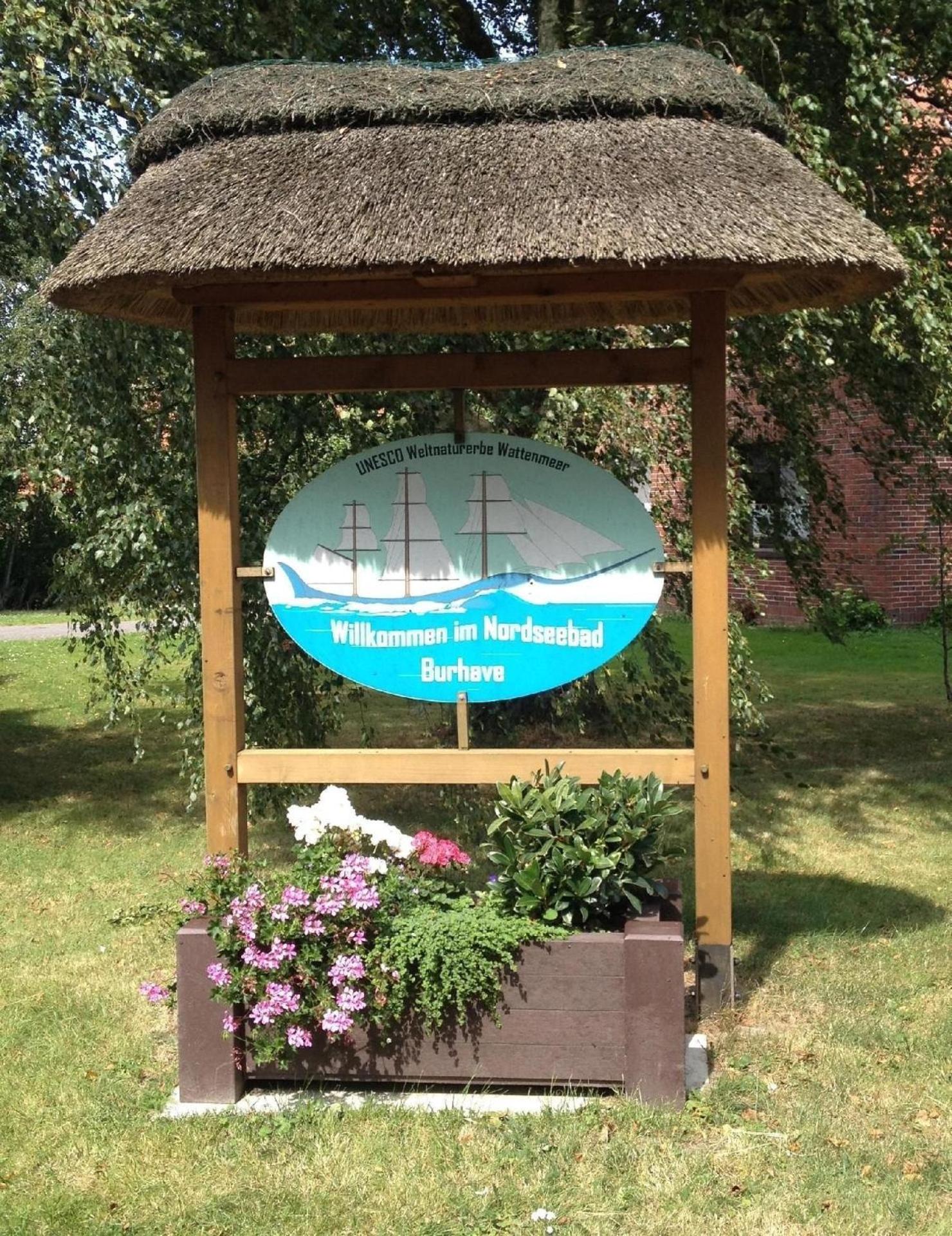 Tolles Ferienhaus in Burhave mit Grill, Terrasse und Garten