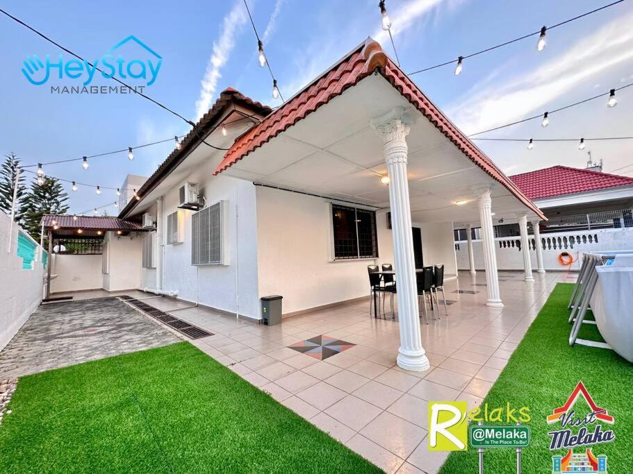 Tengkera 19PaxSwimmingPoolTownArea8MinsToJonker photo 3