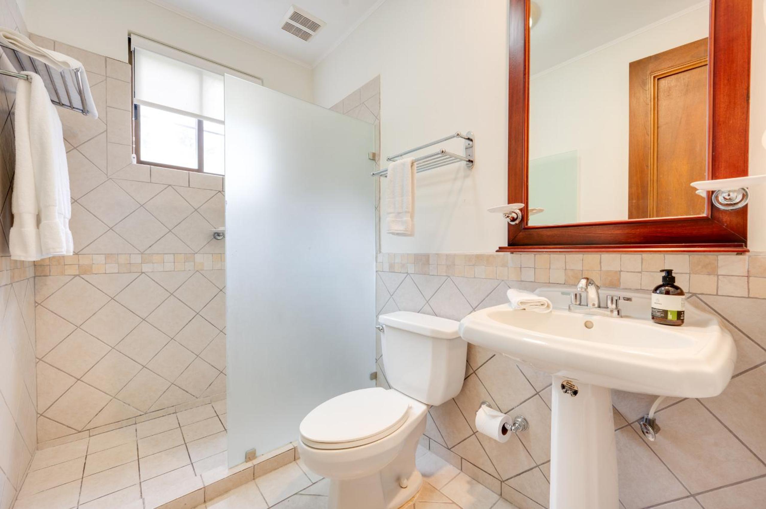 Boungainvillea 9203 Luxury Apartment - Reserva Conchal