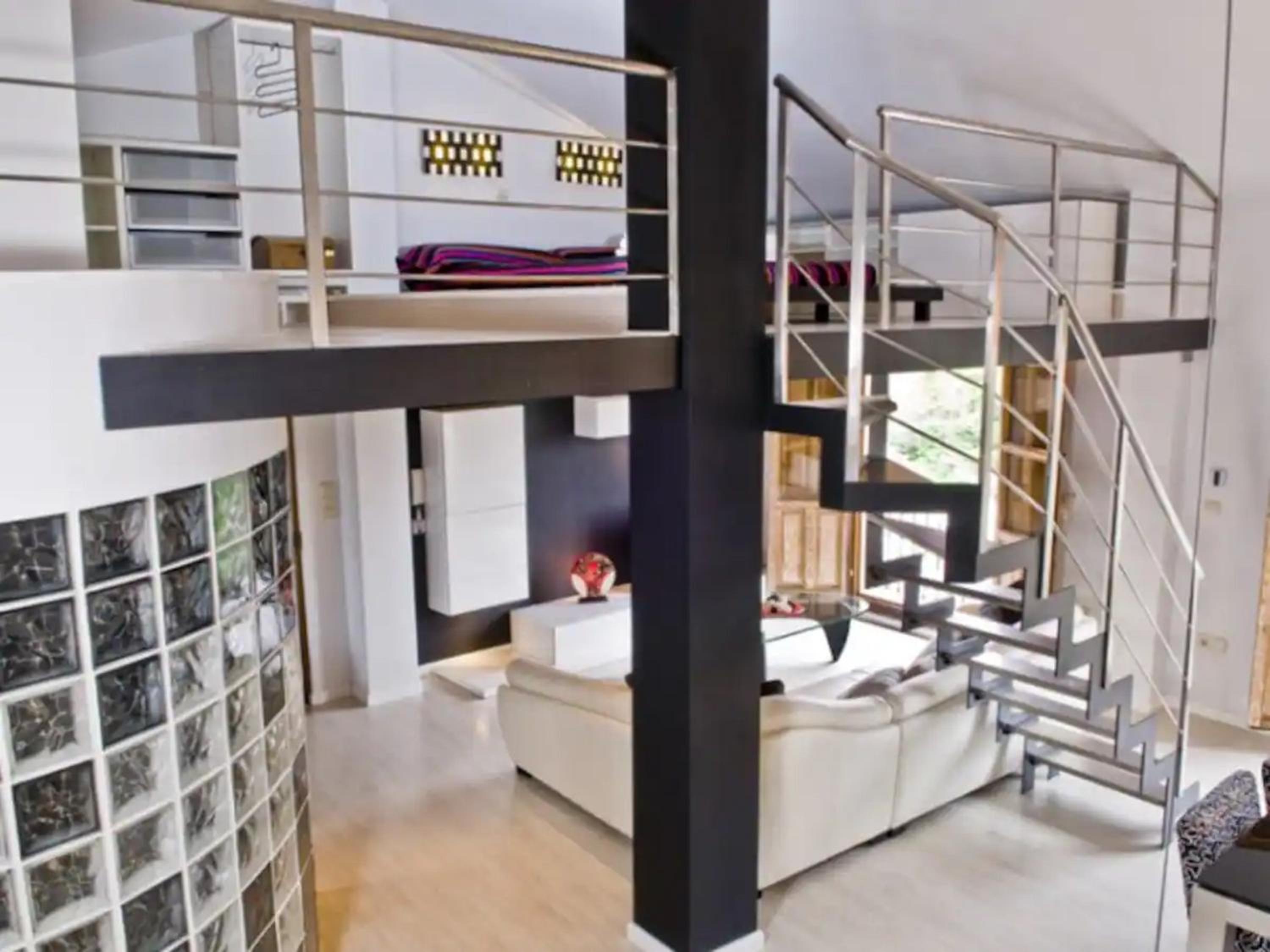 Holiday Granada Modernise