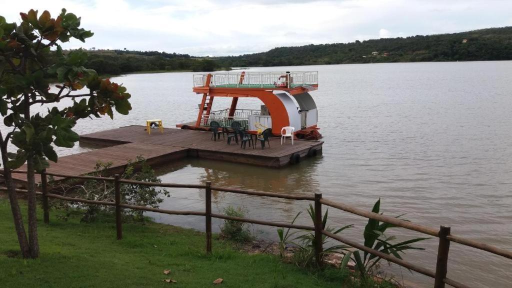 CONFORTAVEL APTO DE 1 QUARTO NO 4a ANDAR NO CONDOMINIO ALDEIA DO LAGO