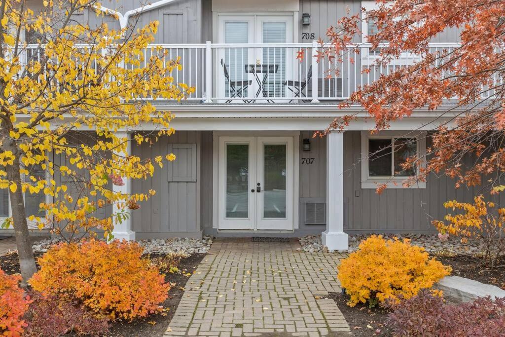 Hotel Whispering Pines Escape - Image 1