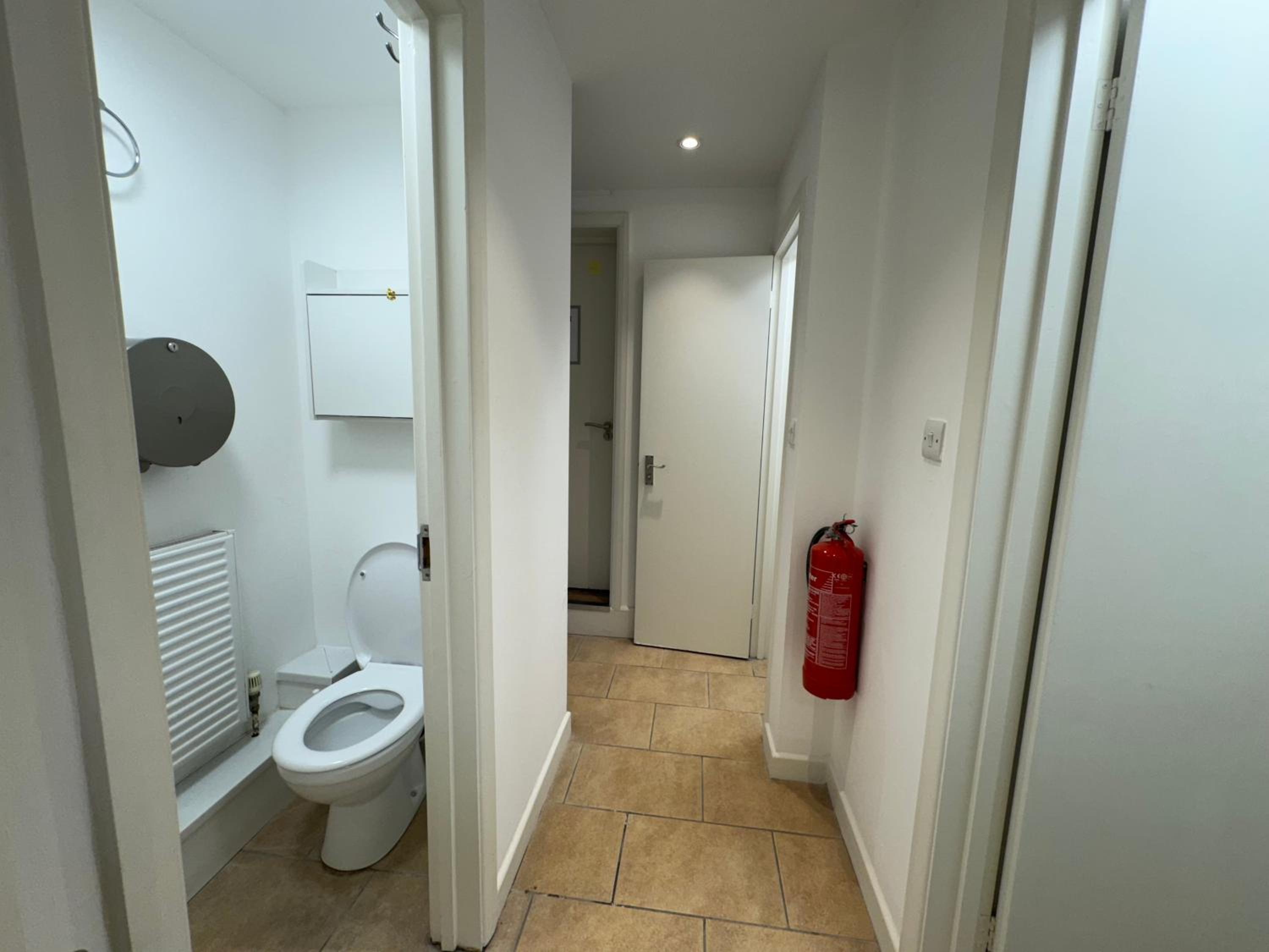365 London Hostel