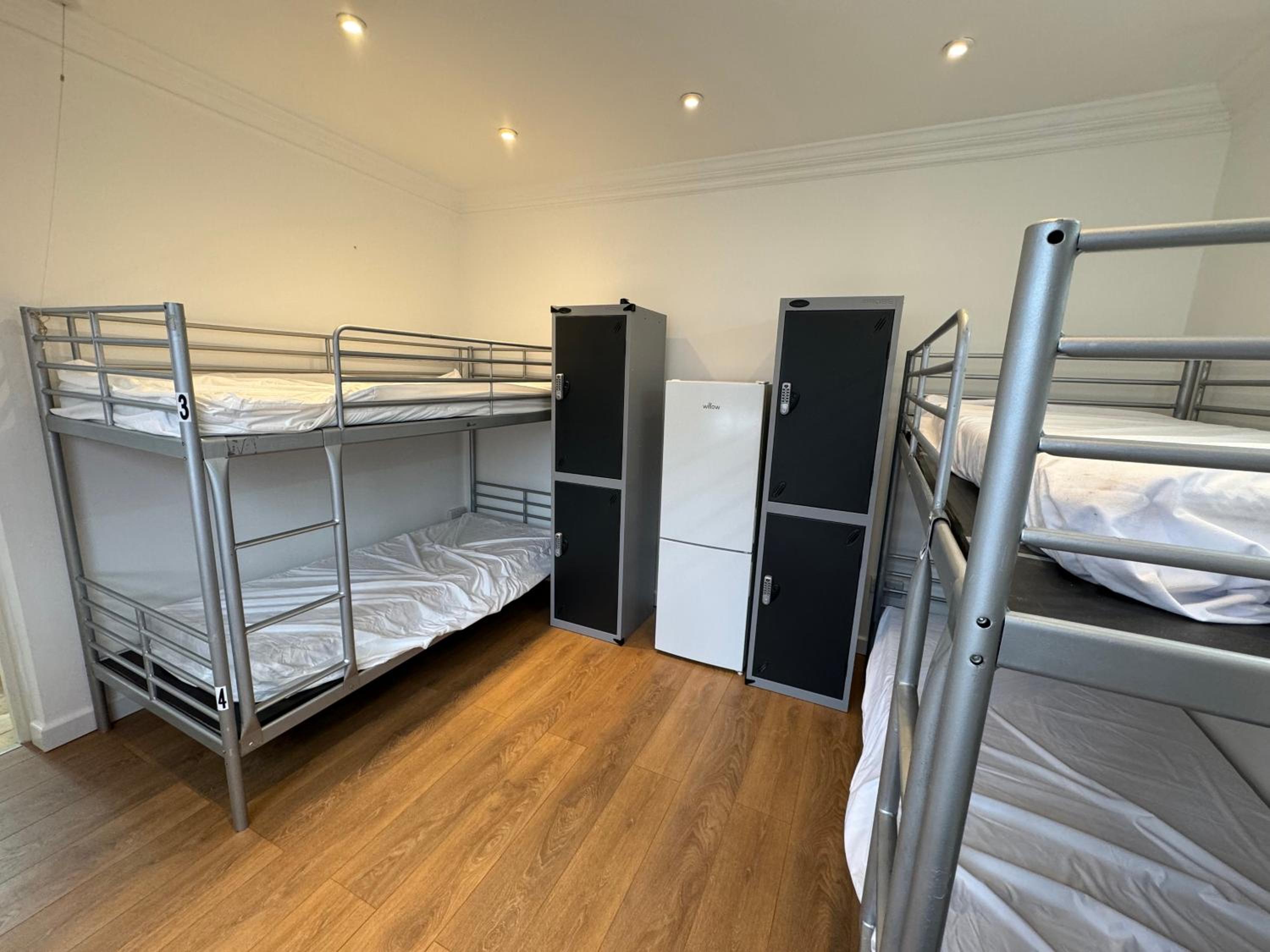 365 London Hostel