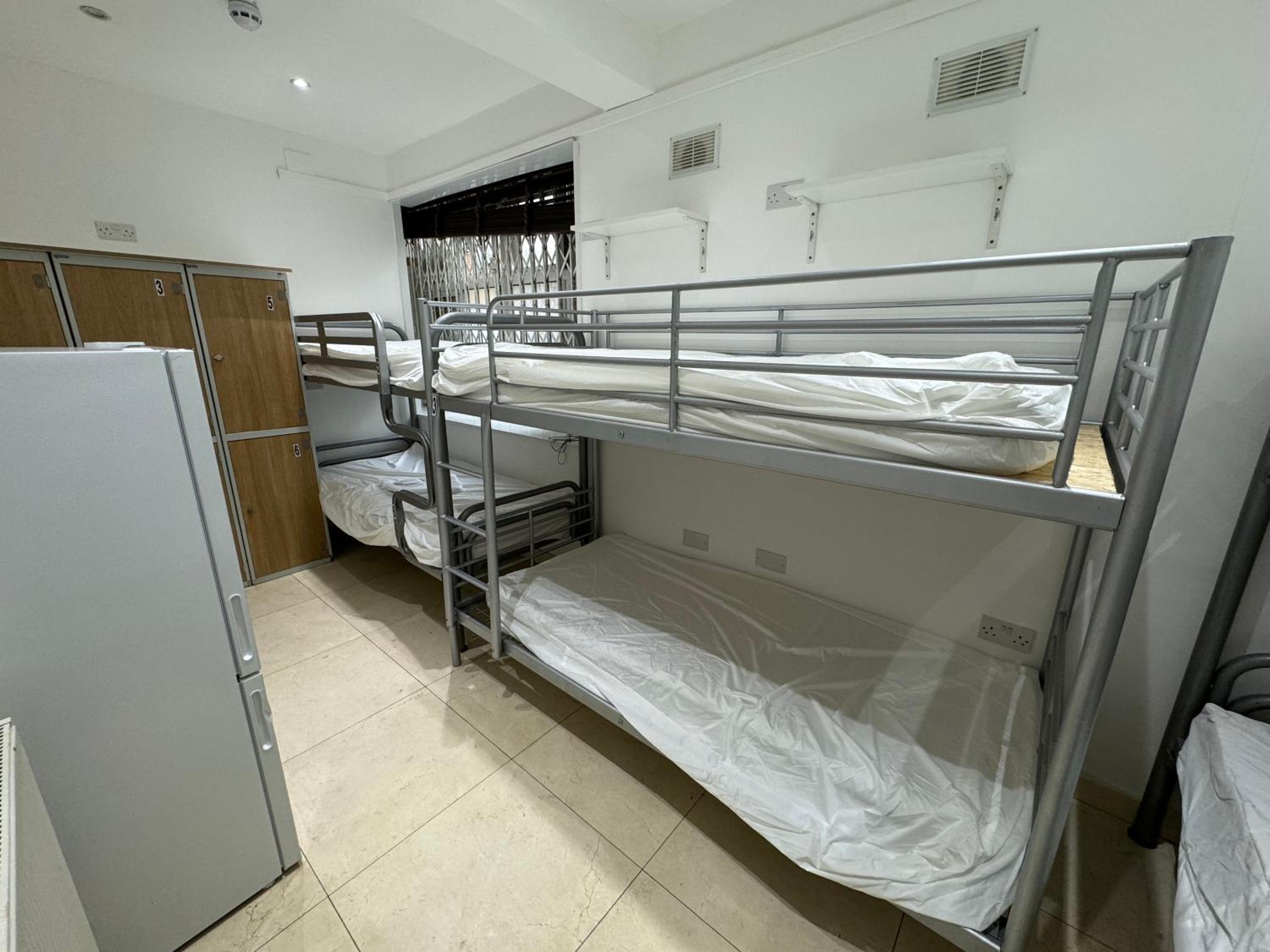 365 London Hostel