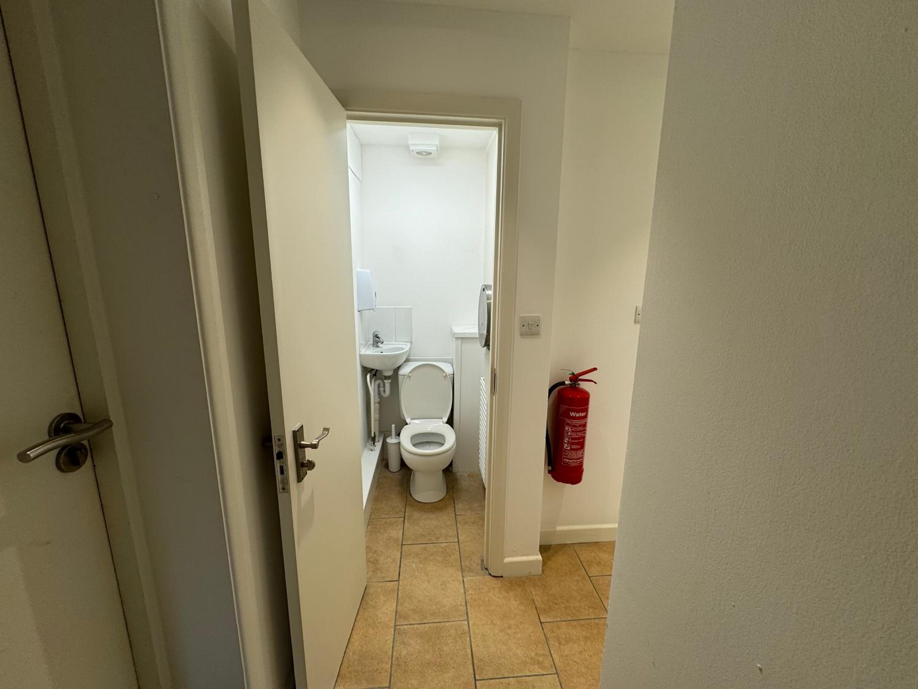 365 London Hostel