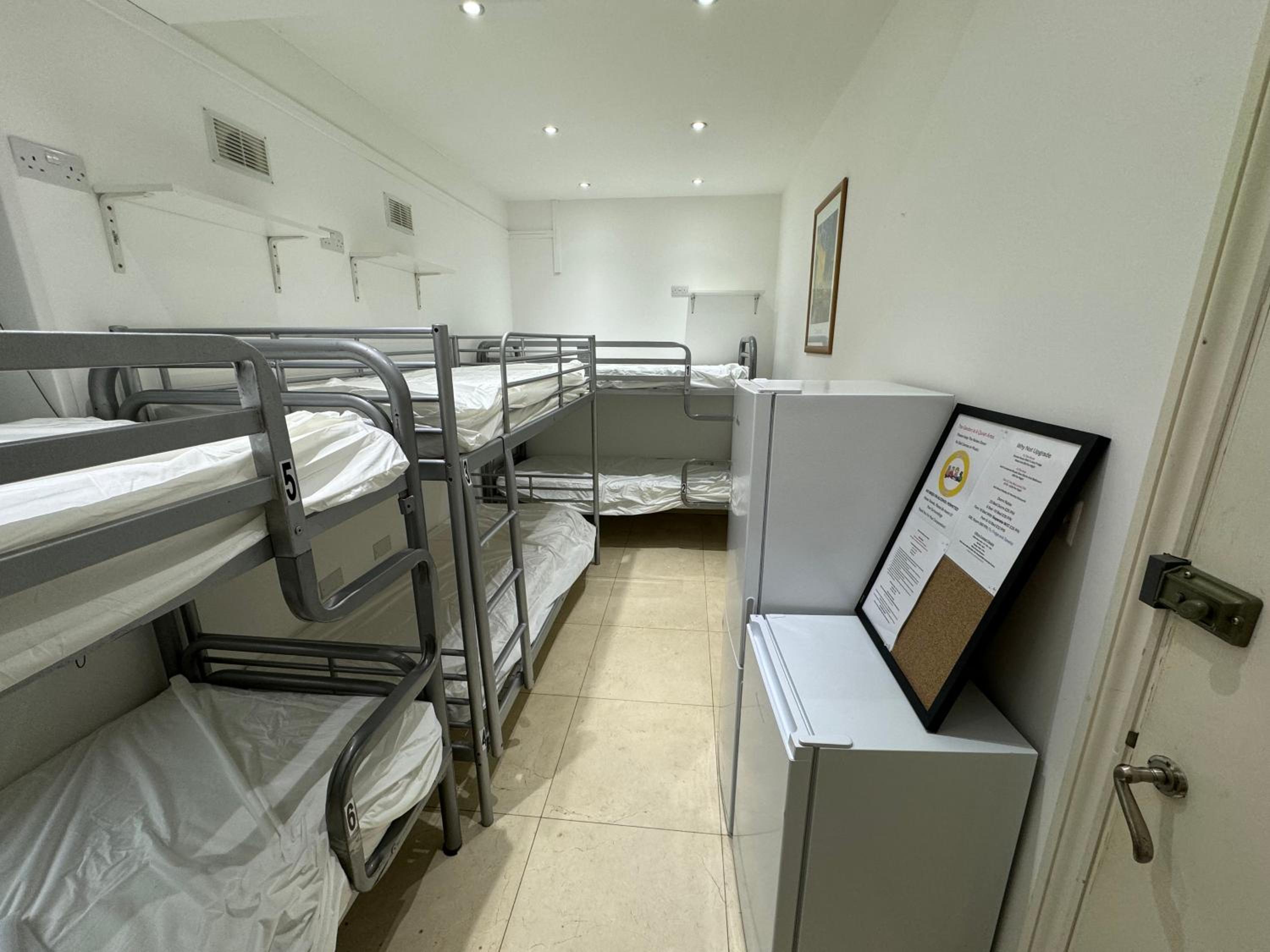 365 London Hostel