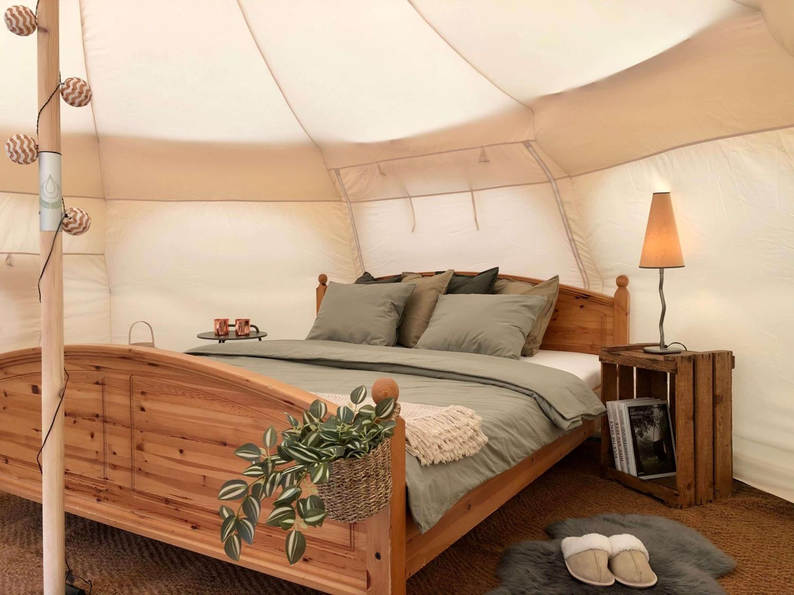 Camping & Ferienunterkünfte Steinplatte
