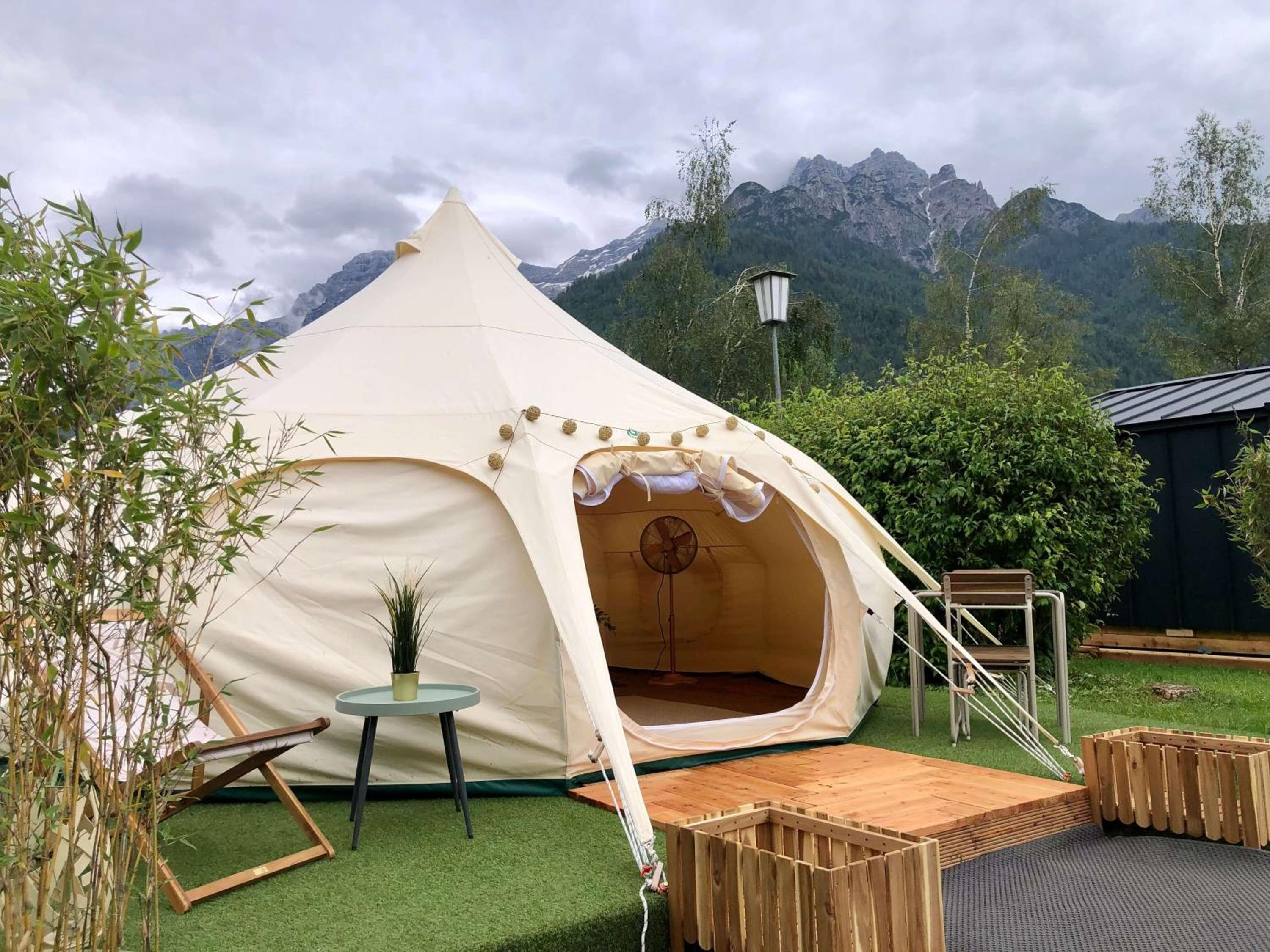 Camping & Ferienunterkünfte Steinplatte
