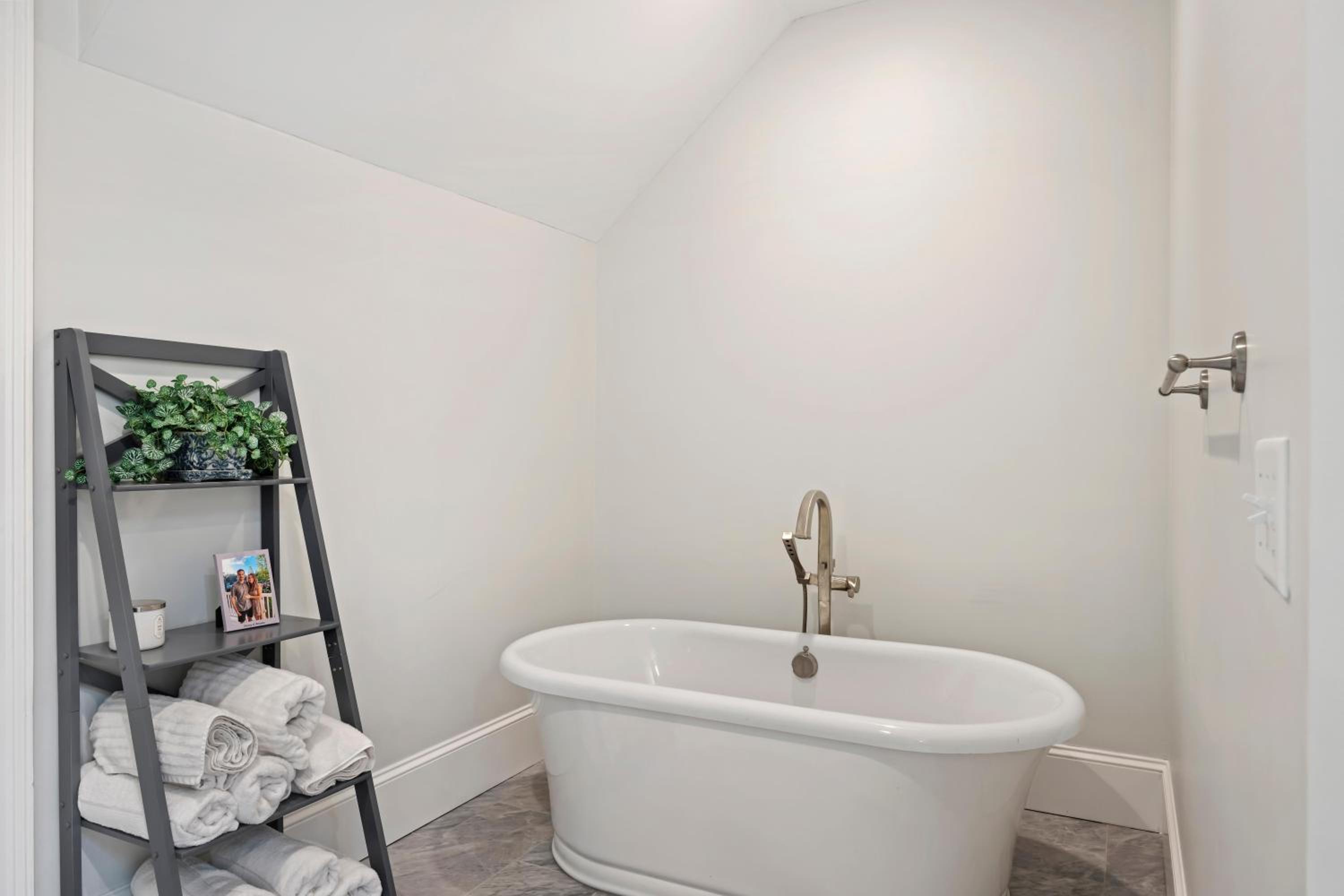 Photo 37