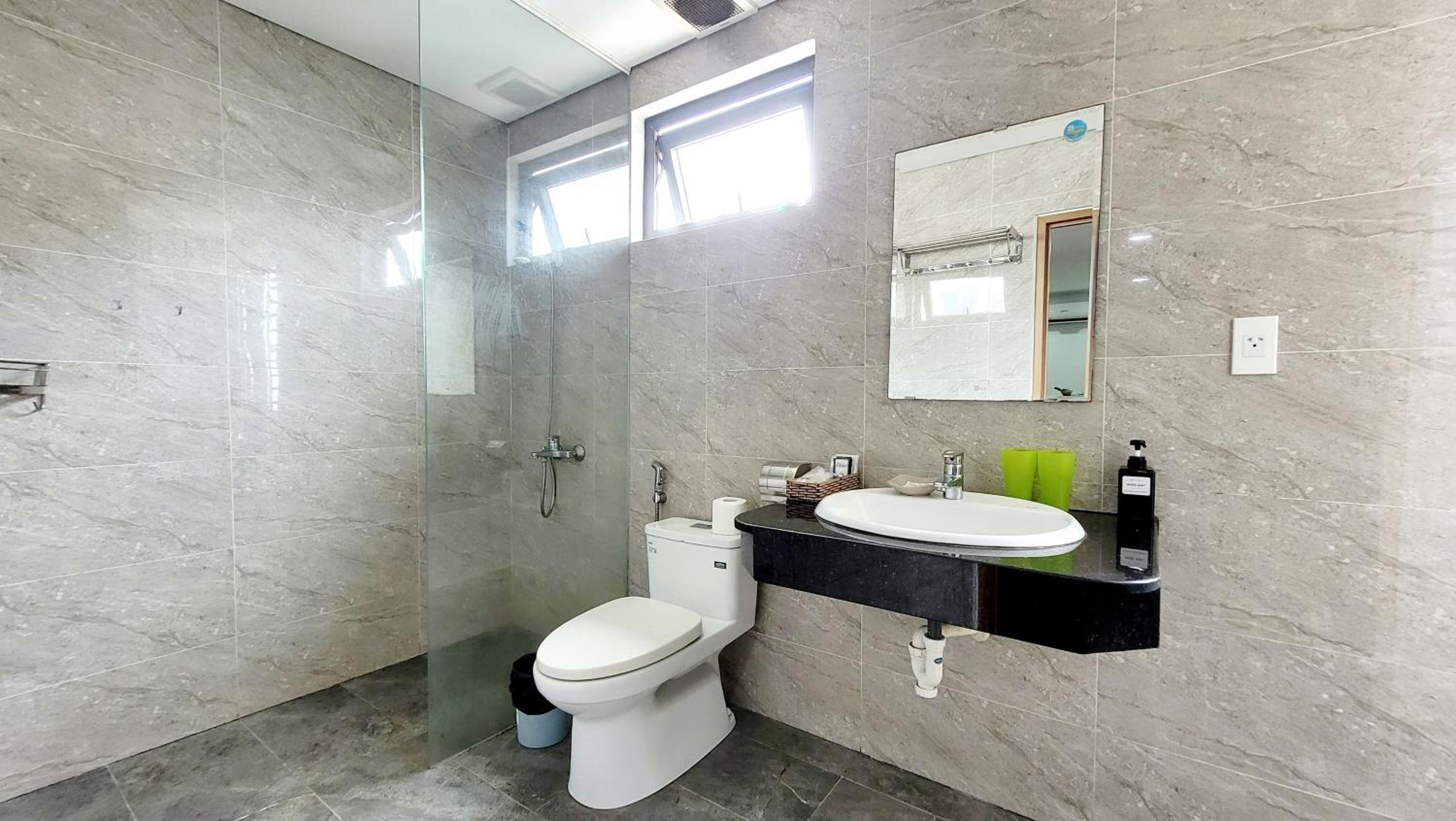 Gold Hotel And Apartment Da Nang